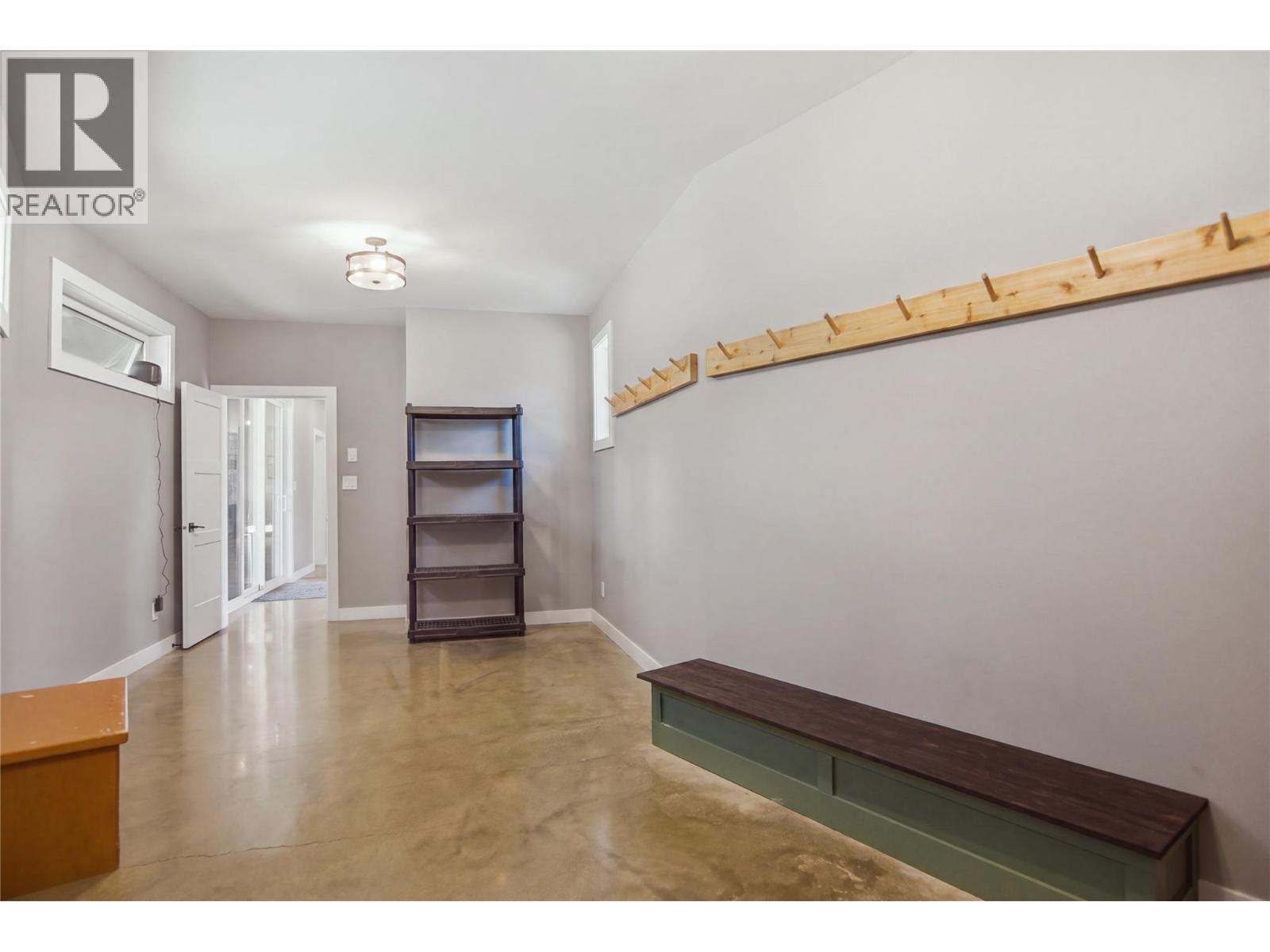 6560 Fawnhill Road, Kamloops, British Columbia  V0E 1Z0 - Photo 11 - 10401282