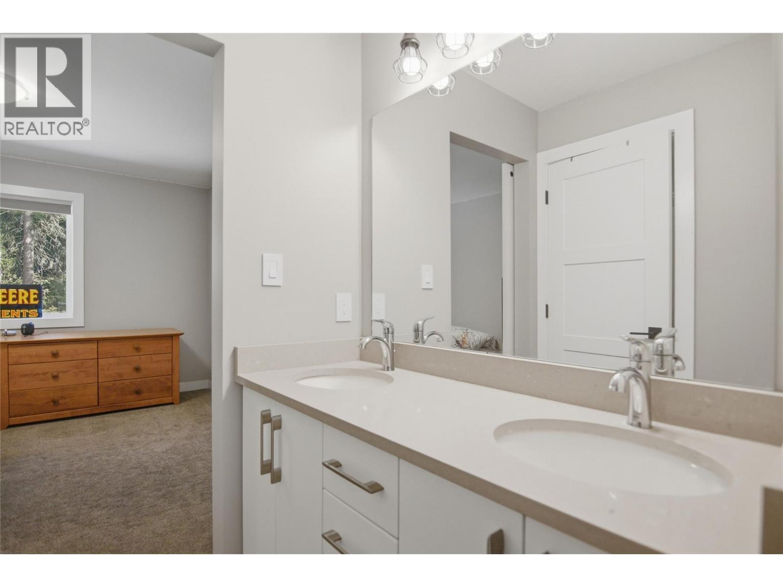 6560 Fawnhill Road, Kamloops, British Columbia  V0E 1Z0 - Photo 34 - 10401282