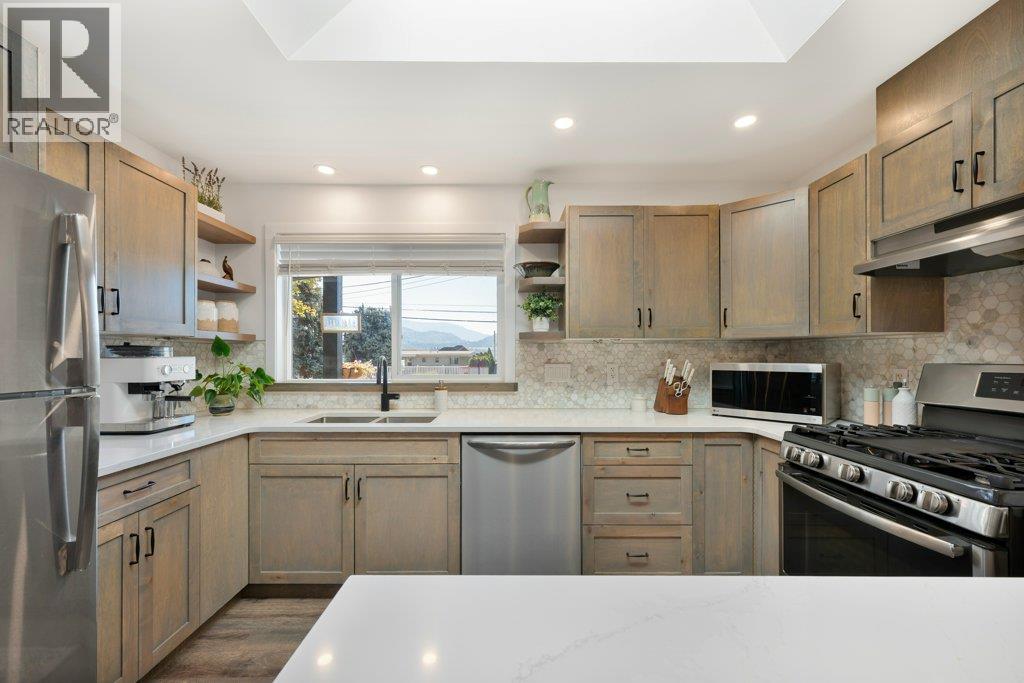 886 Fairview Road, Oliver, British Columbia  V0H 1T6 - Photo 23 - 10401106