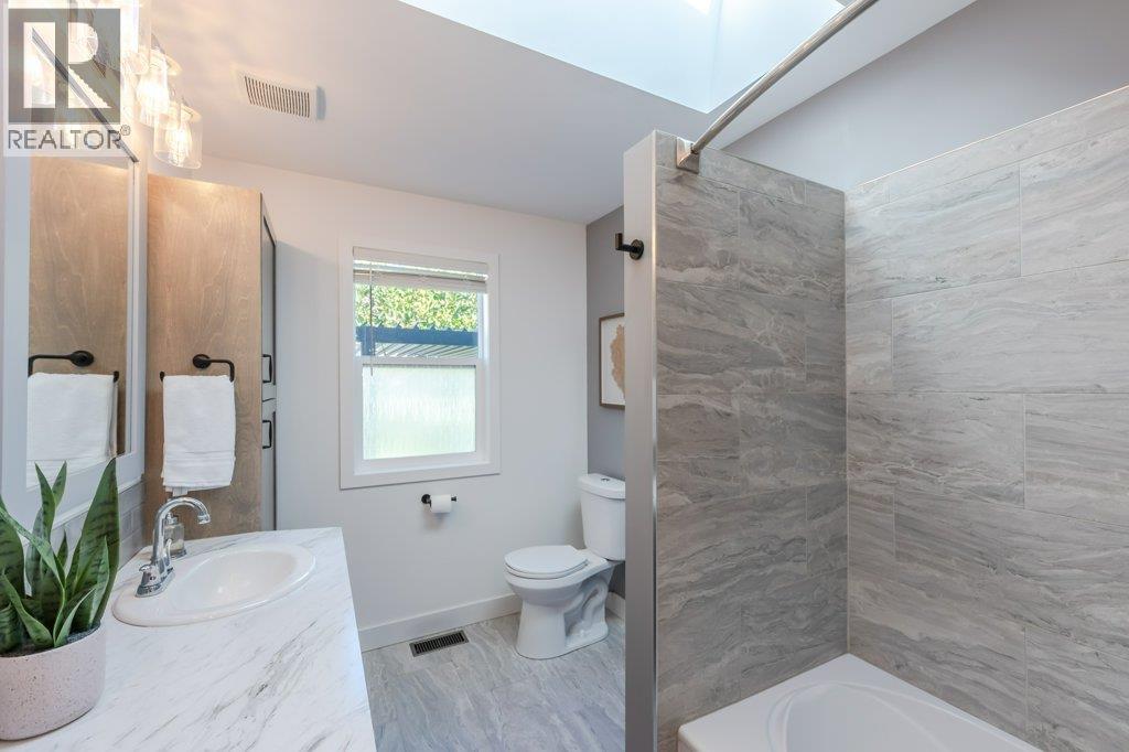 886 Fairview Road, Oliver, British Columbia  V0H 1T6 - Photo 32 - 10401106