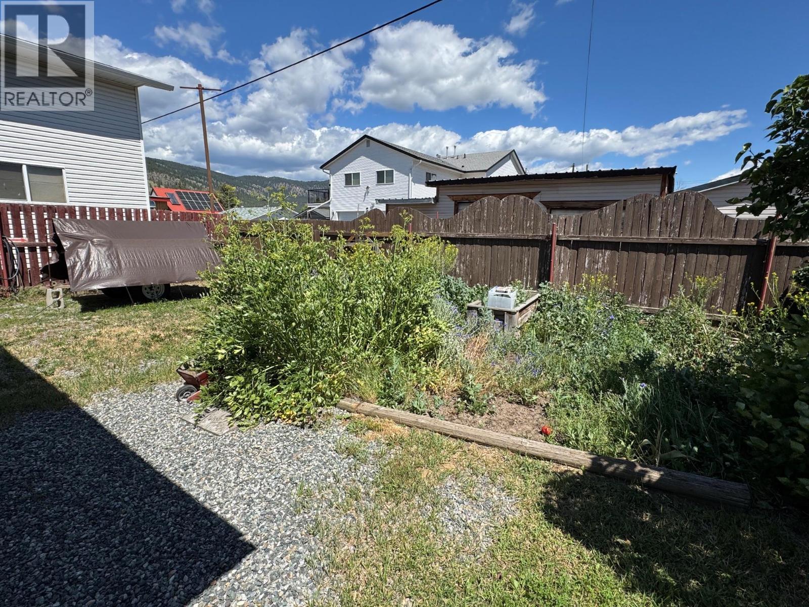 1422 Collett Street, Merritt, British Columbia  V1K 1B8 - Photo 14 - 10401497