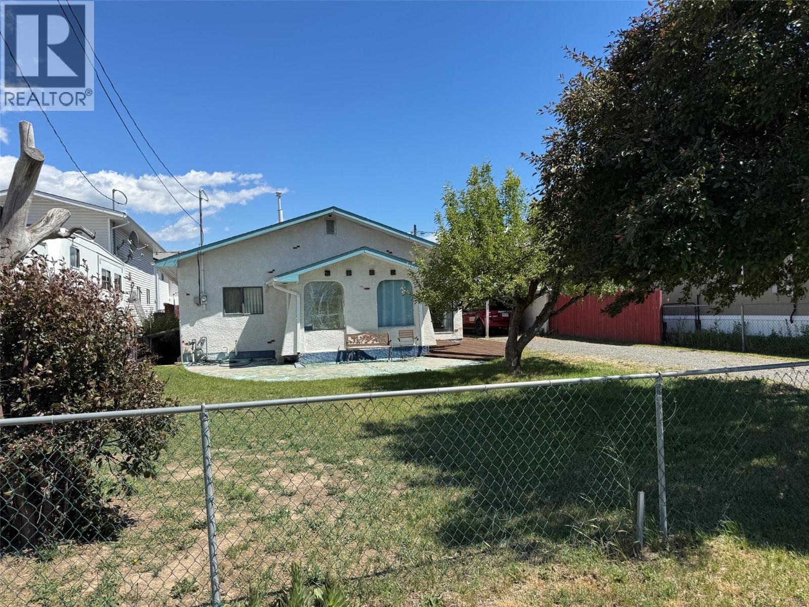 1422 Collett Street, Merritt, British Columbia  V1K 1B8 - Photo 2 - 10401497