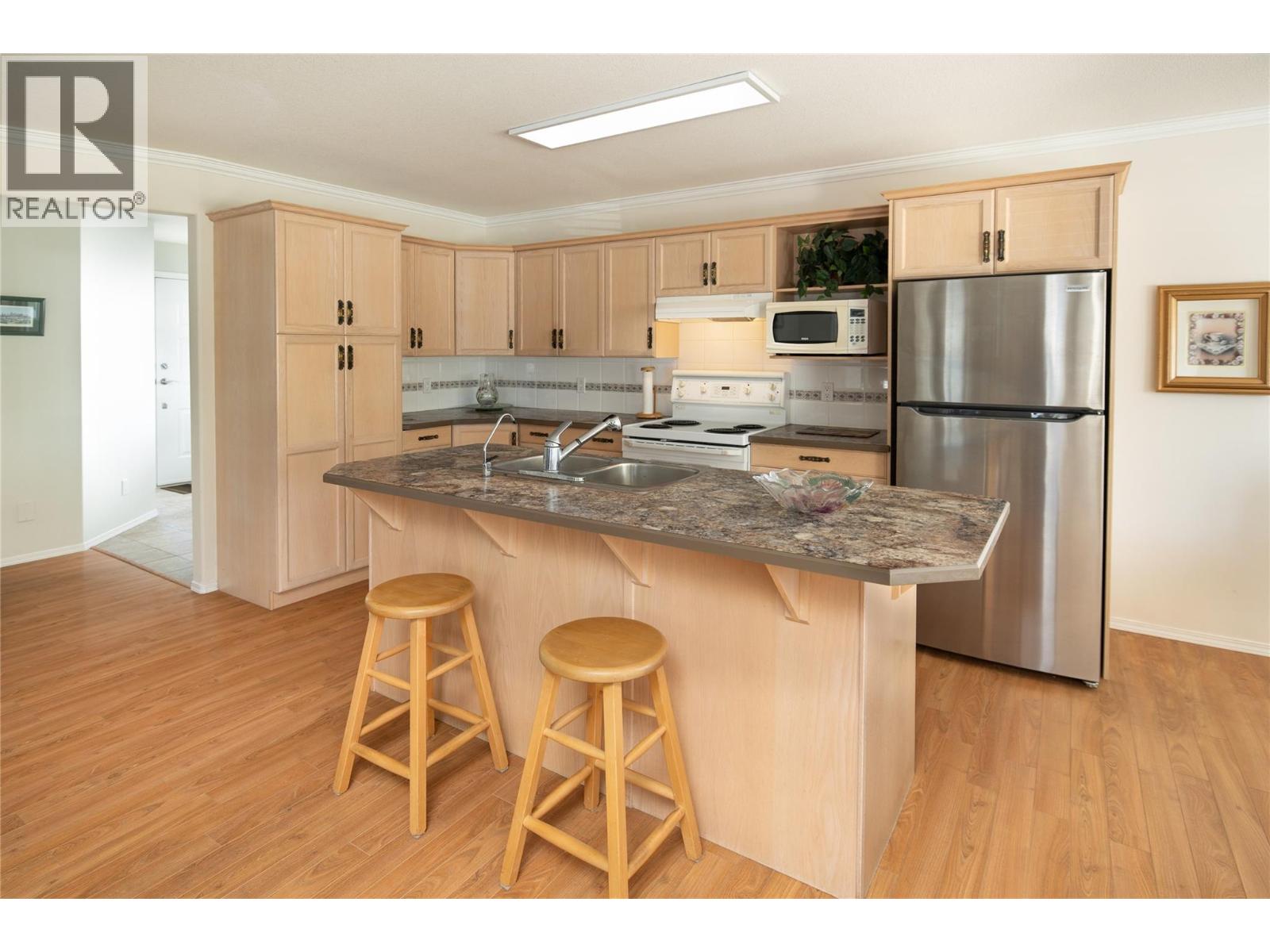 3788 Bird Place Unit# 140, Kelowna, British Columbia  V1W 4T3 - Photo 2 - 10401261
