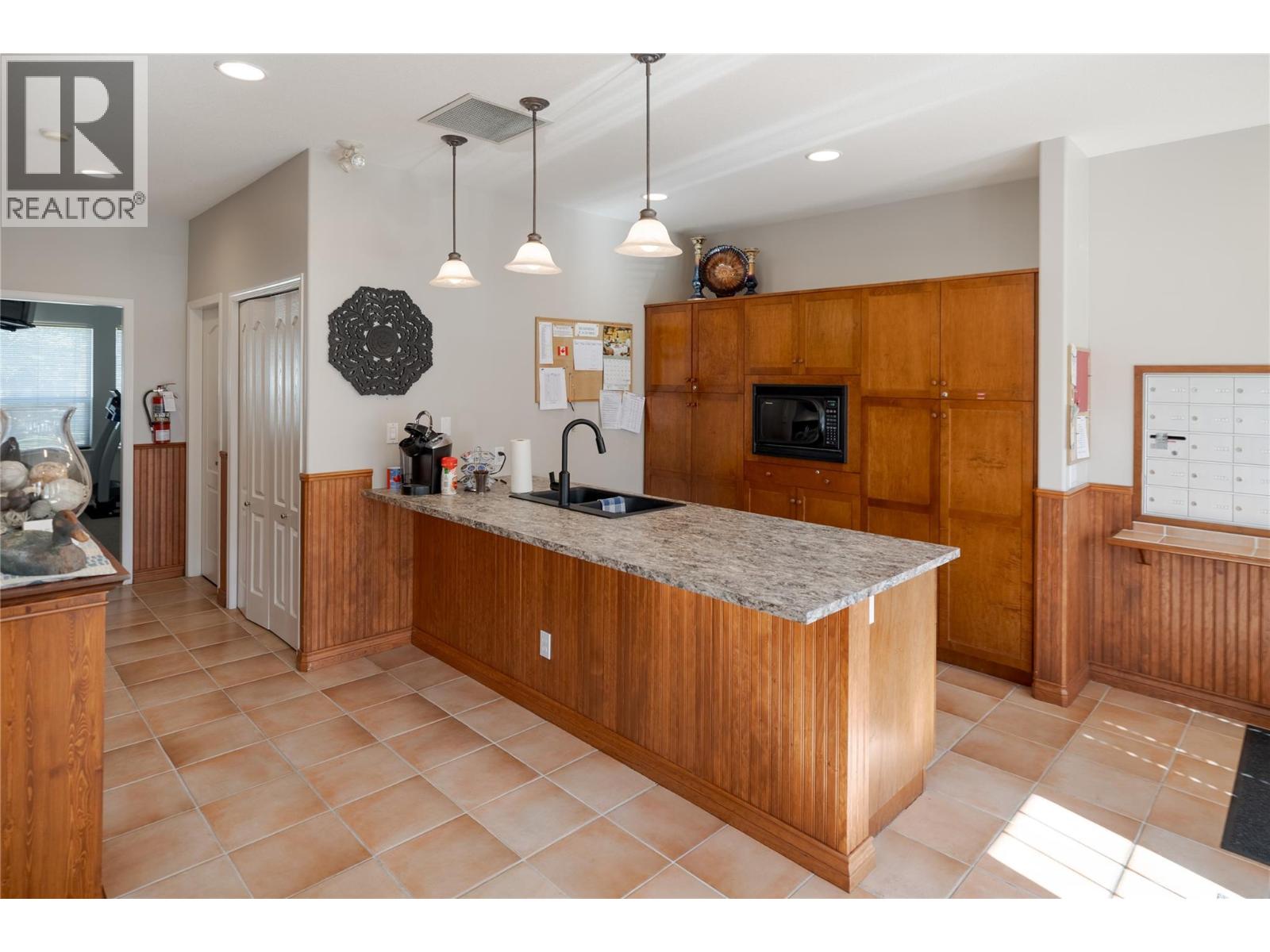 3788 Bird Place Unit# 140, Kelowna, British Columbia  V1W 4T3 - Photo 29 - 10401261