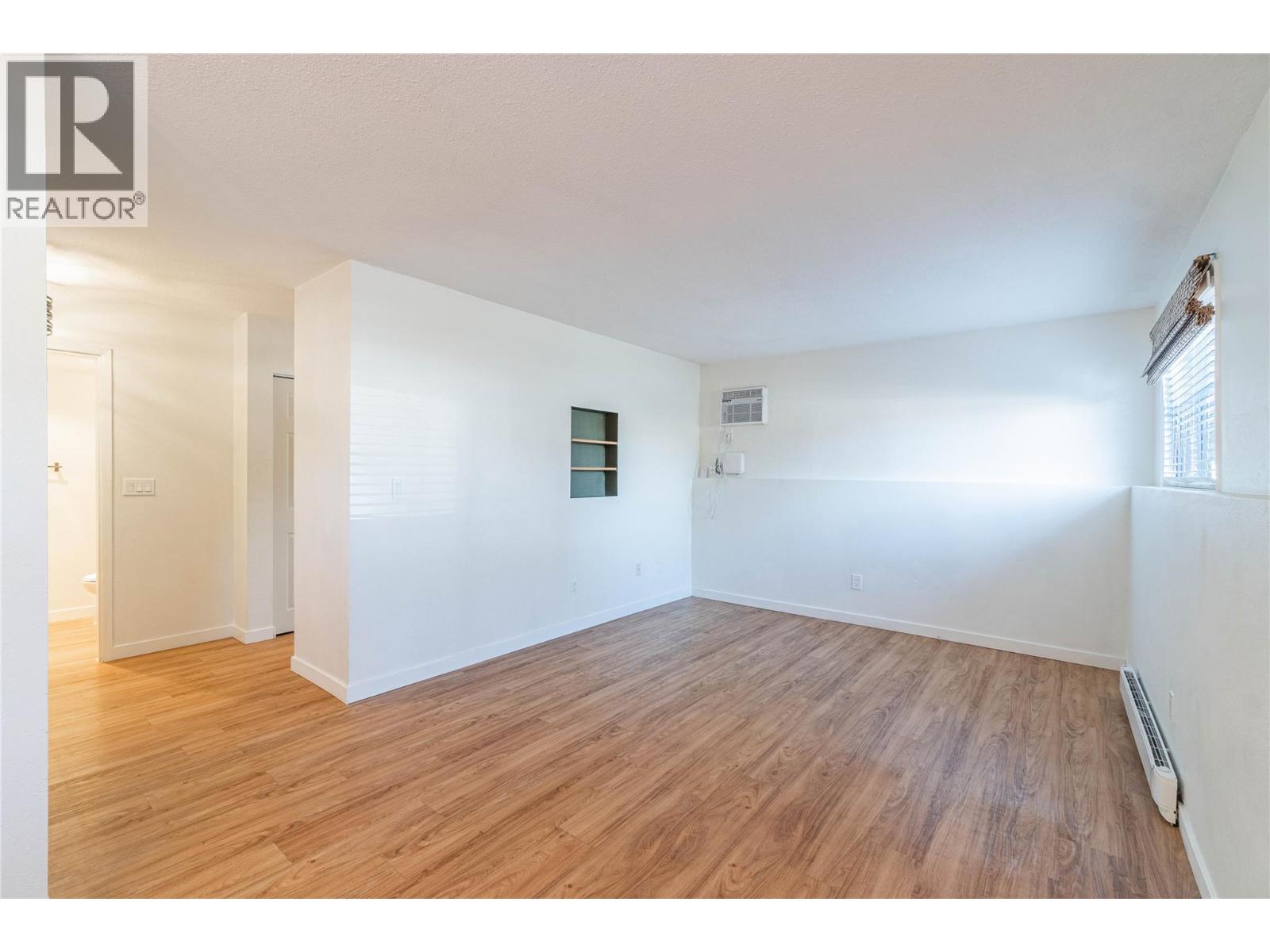 555 Dalgleish Drive Unit# 106, Kamloops, British Columbia  V2C 6C7 - Photo 3 - 10401409