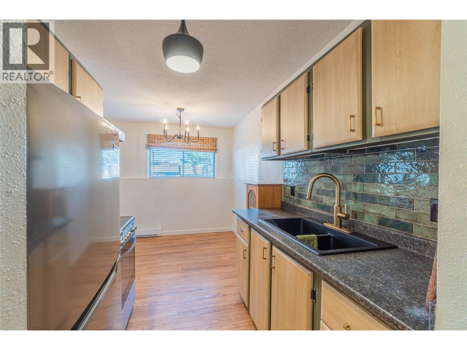 555 Dalgleish Drive Unit# 106, Kamloops, British Columbia  V2C 6C7 - Photo 6 - 10401409