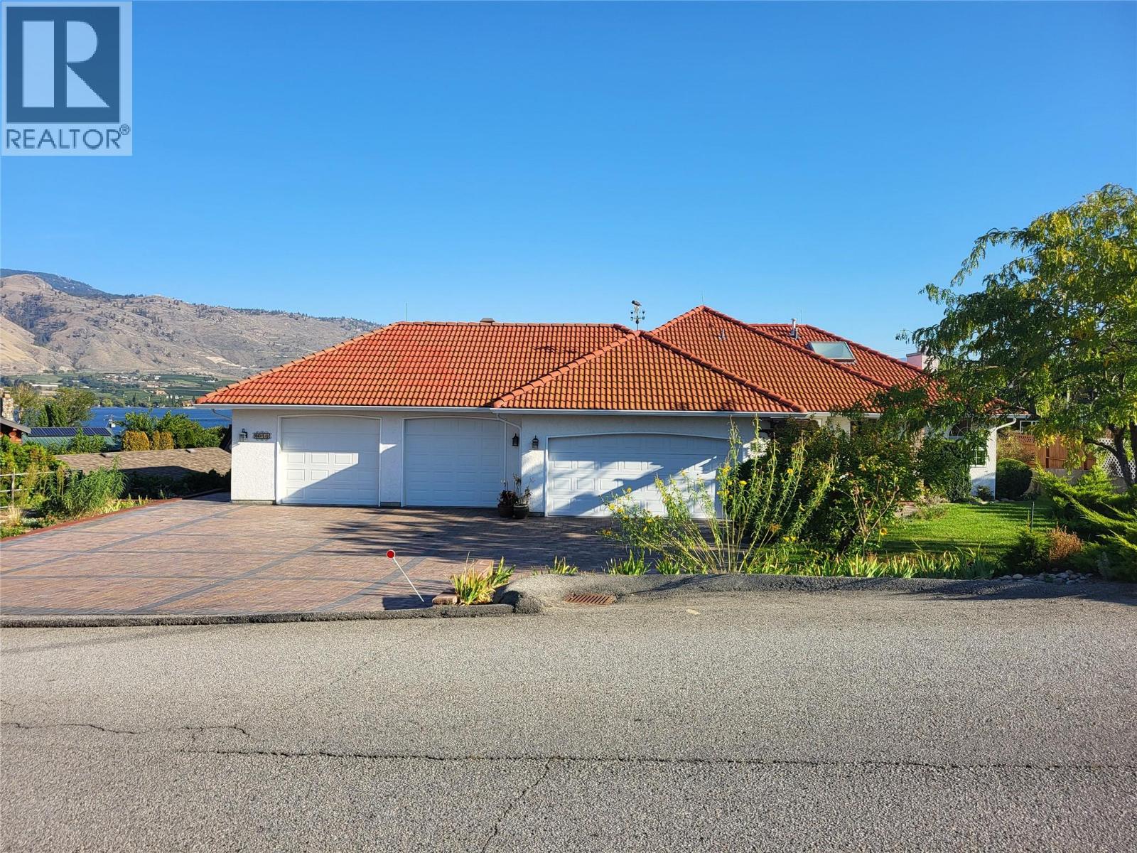 8311 92nd Avenue, Osoyoos, British Columbia  V0H 1V2 - Photo 1 - 10401558