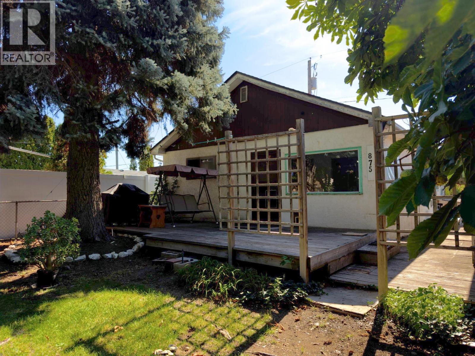 875 Tilton Avenue, Oliver, British Columbia  V0H 1T0 - Photo 24 - 10401545