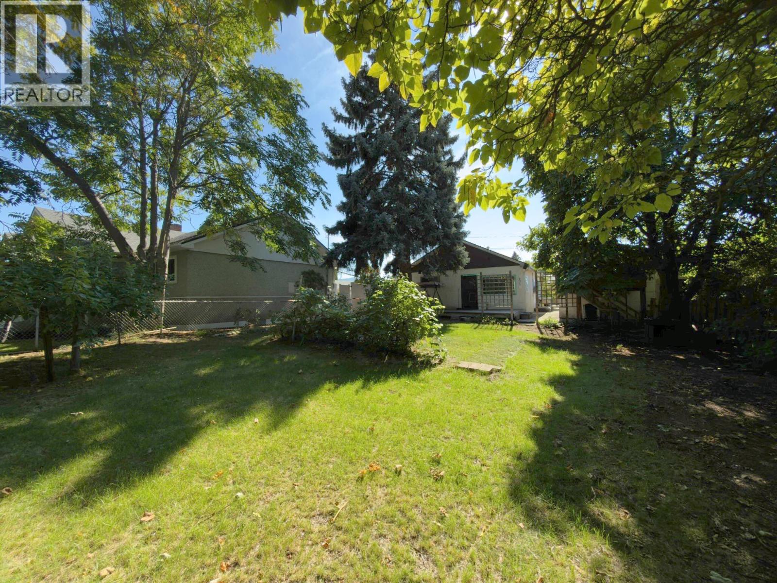 875 Tilton Avenue, Oliver, British Columbia  V0H 1T0 - Photo 27 - 10401545