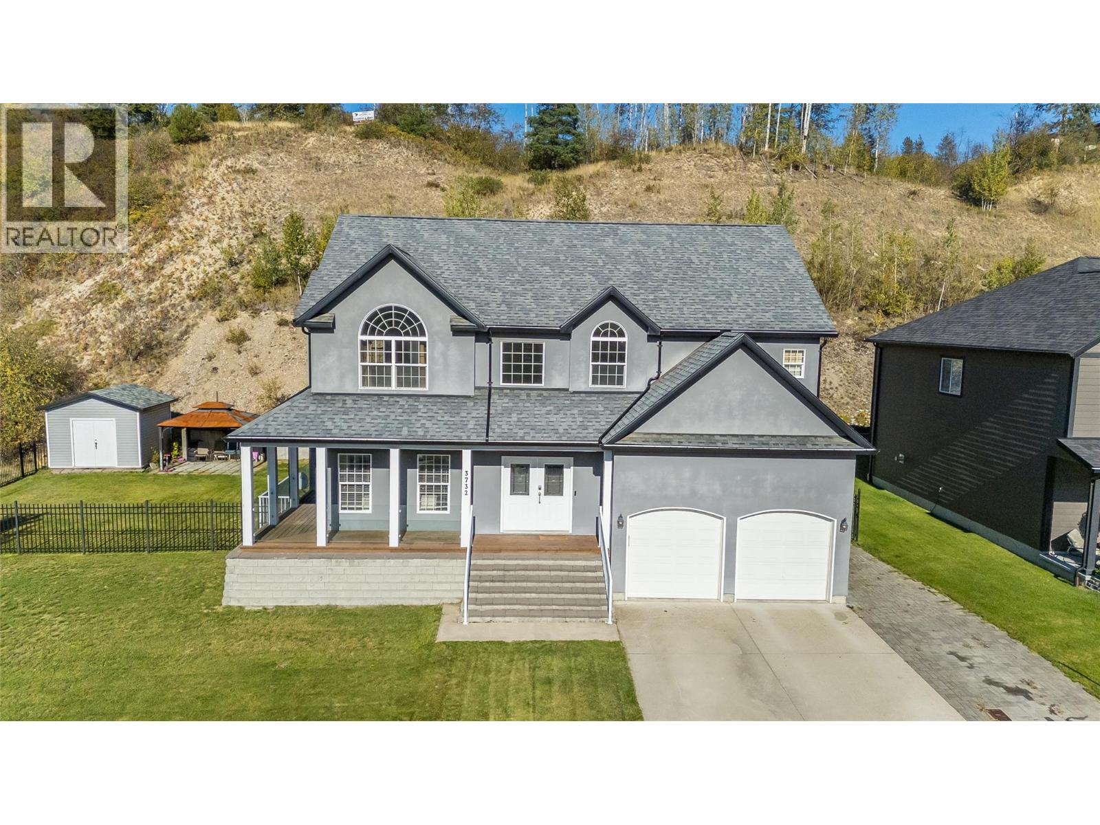 3732 5th Avenue, Castlegar, British Columbia  V1N 4Y4 - Photo 2 - 10400666