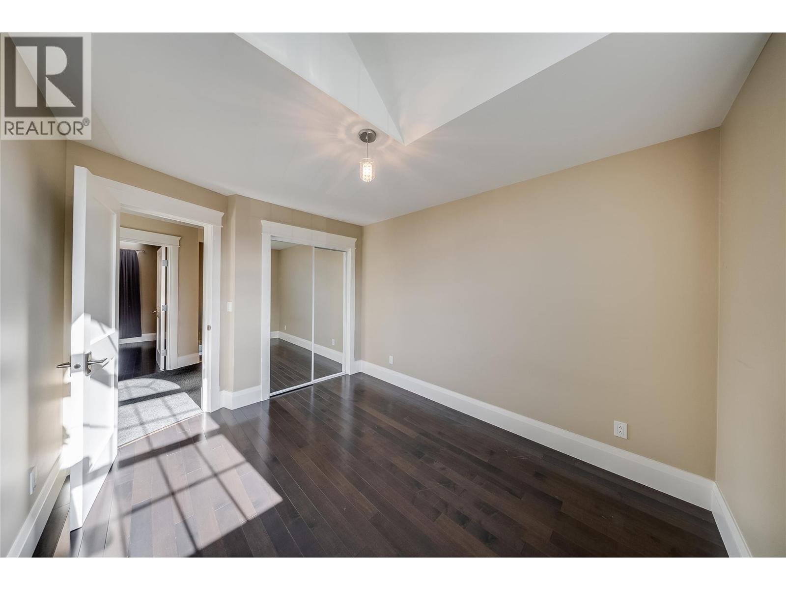 3732 5th Avenue, Castlegar, British Columbia  V1N 4Y4 - Photo 35 - 10400666