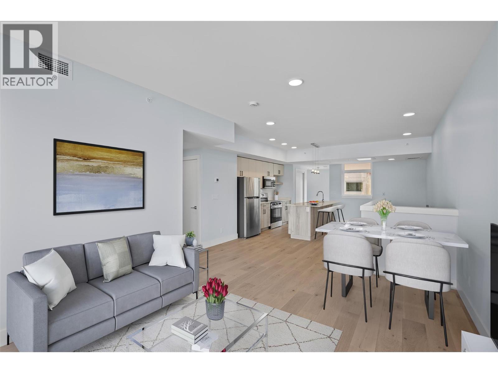 215 Royal Avenue Unit# 401, Kamloops, British Columbia  V2B 3P2 - Photo 3 - 10401543