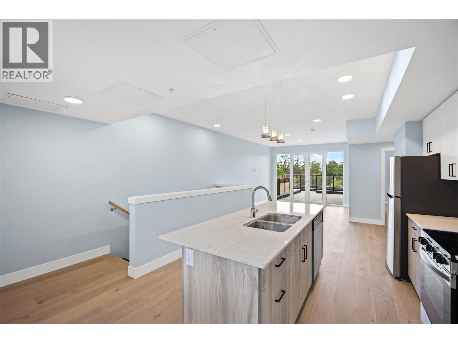 215 Royal Avenue Unit# 401, Kamloops, British Columbia  V2B 3P2 - Photo 5 - 10401543