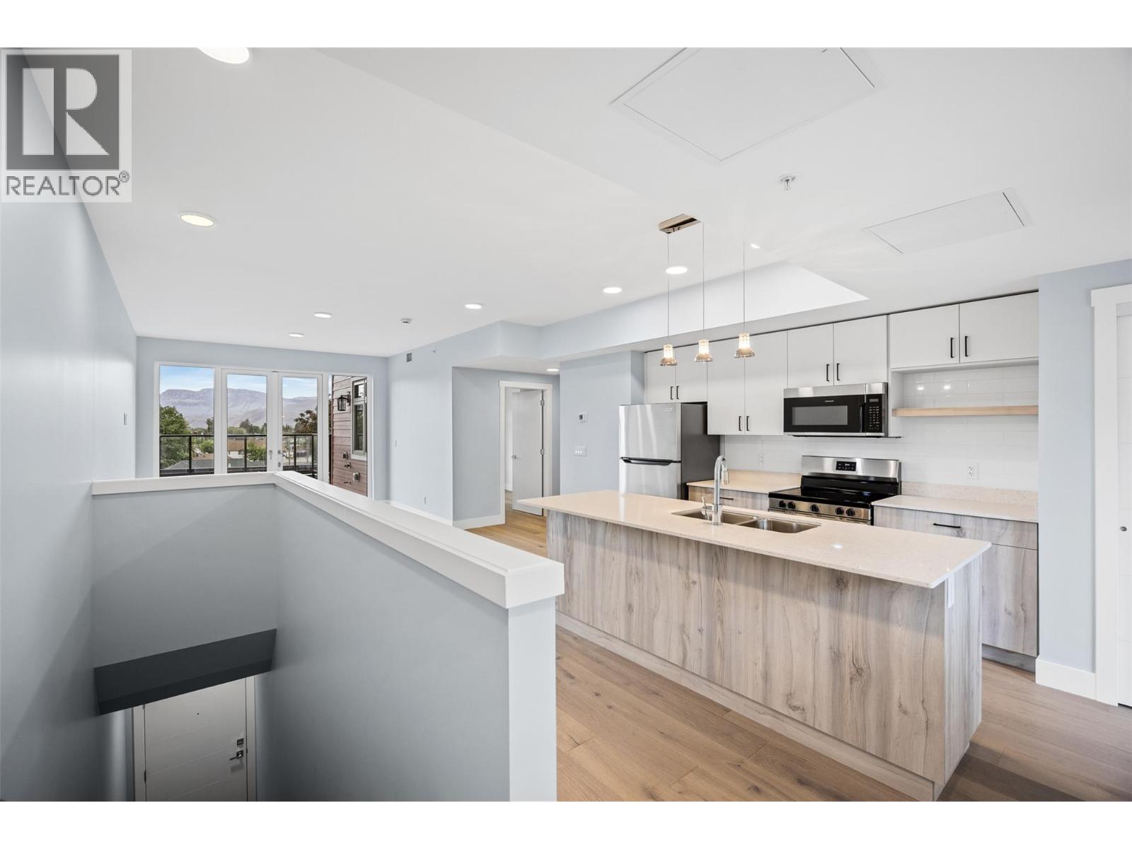 215 Royal Avenue Unit# 401, Kamloops, British Columbia  V2B 3P2 - Photo 6 - 10401543