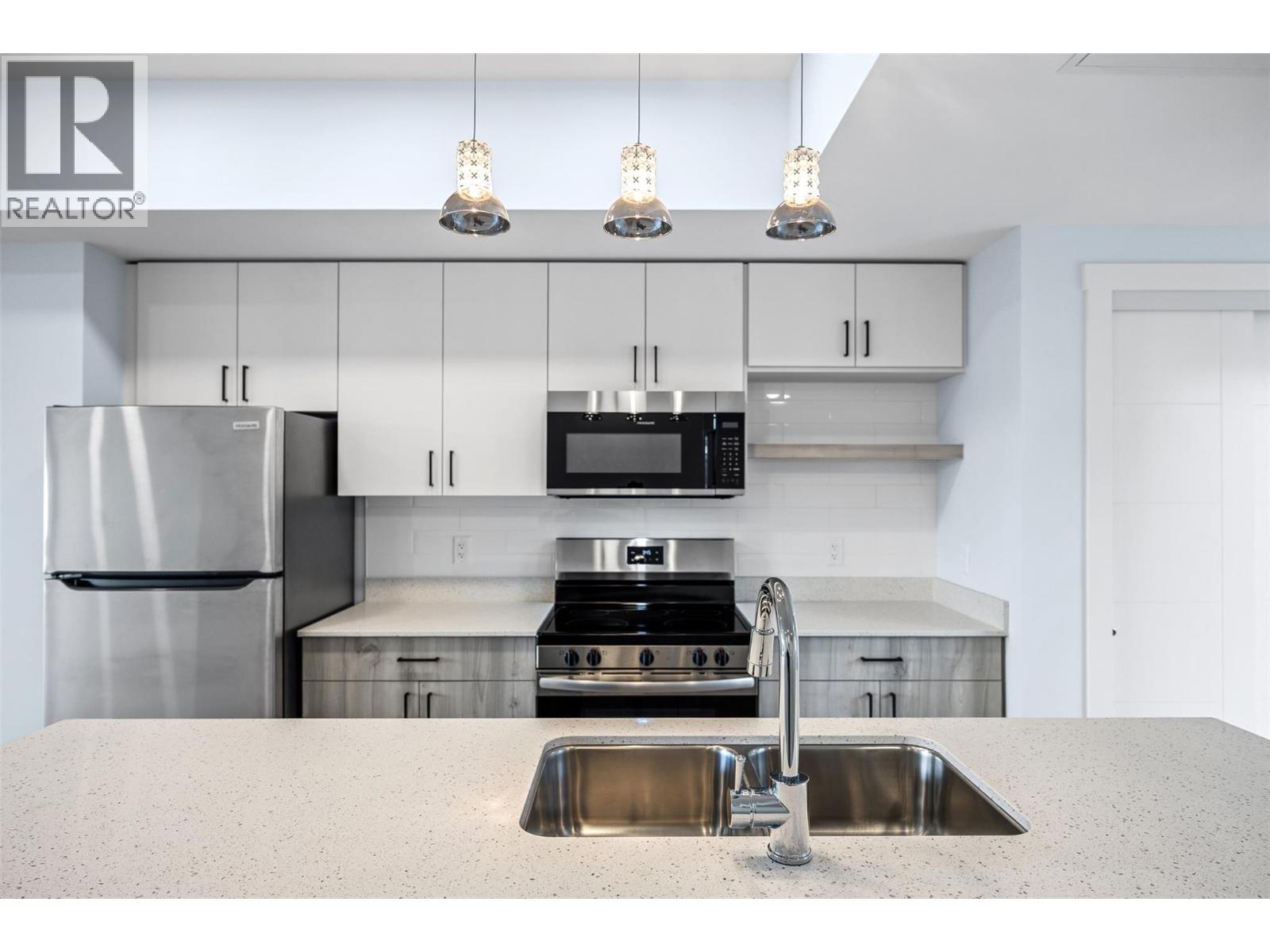 215 Royal Avenue Unit# 401, Kamloops, British Columbia  V2B 3P2 - Photo 7 - 10401543