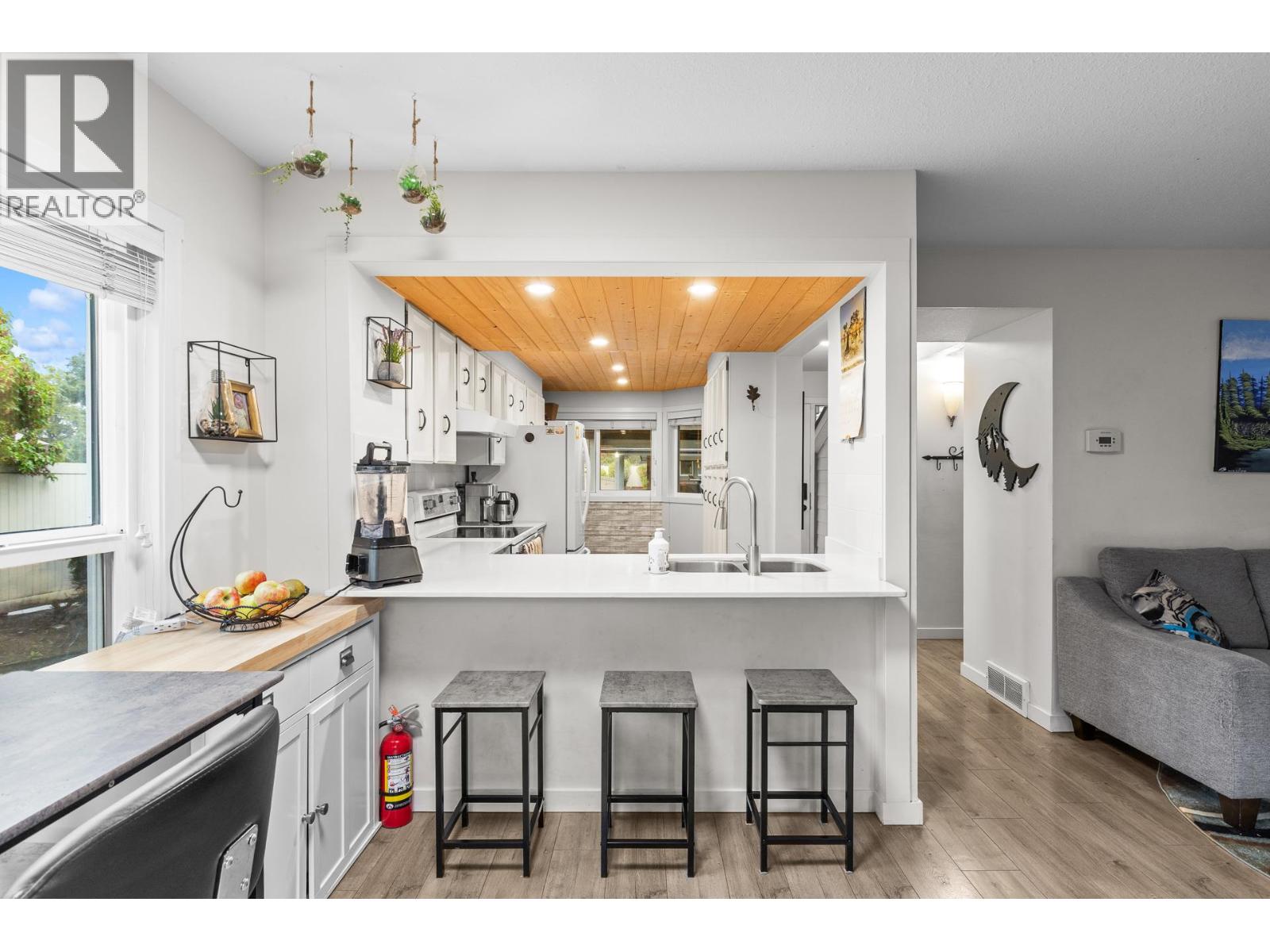 2125 Burtch Road Unit# 201, Kelowna, British Columbia  V1Y 8N1 - Photo 35 - 10401516