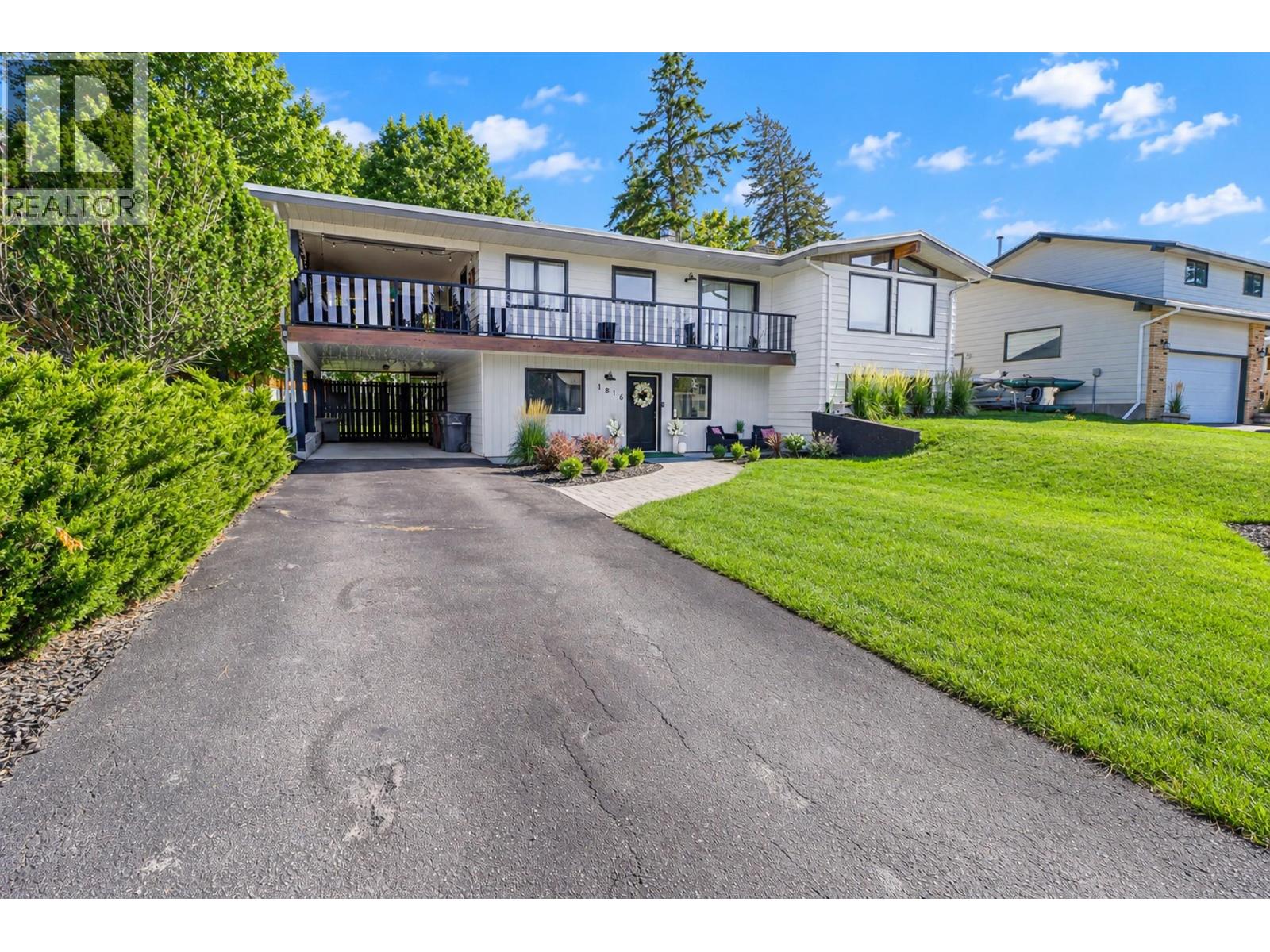 1816 Mt Connell Crescent, Cranbrook, British Columbia  V1C 5V7 - Photo 2 - 10401544
