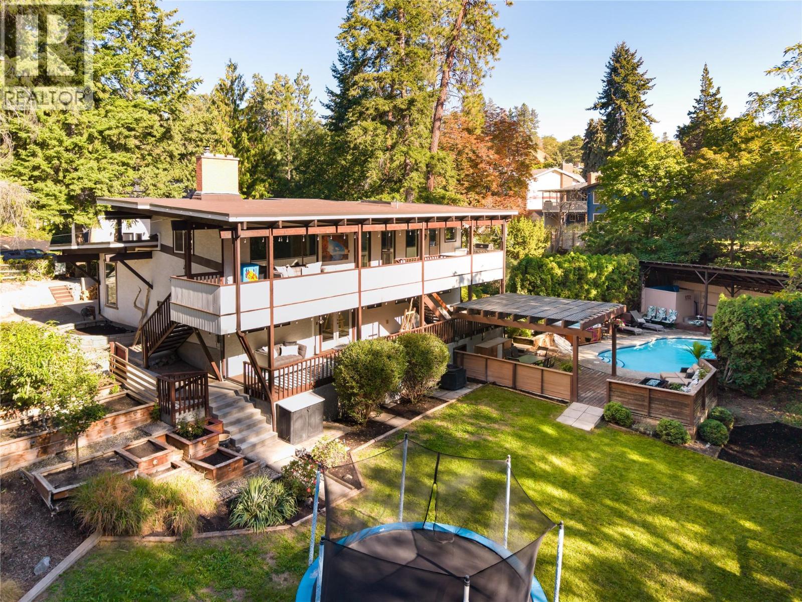 2475 Dunsmuir Road, Kelowna, British Columbia  V1W 2V2 - Photo 1 - 10401347