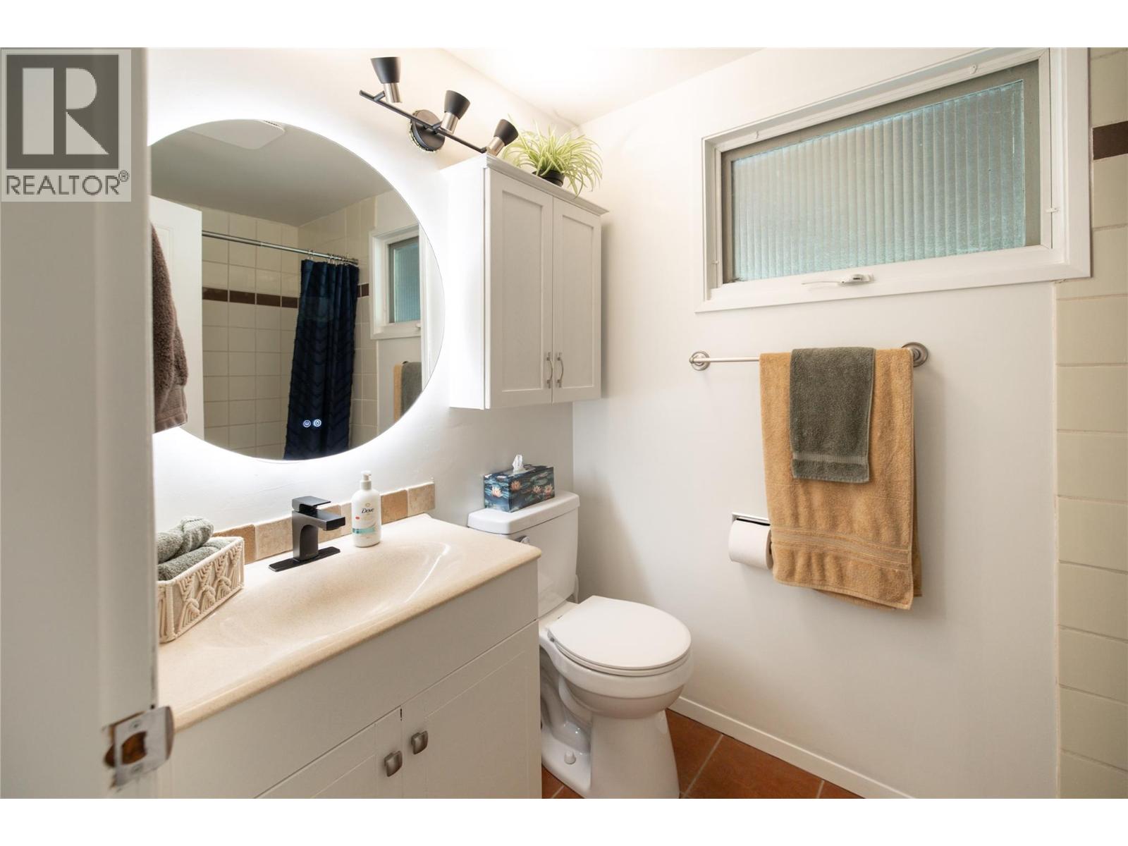 2475 Dunsmuir Road, Kelowna, British Columbia  V1W 2V2 - Photo 12 - 10401347