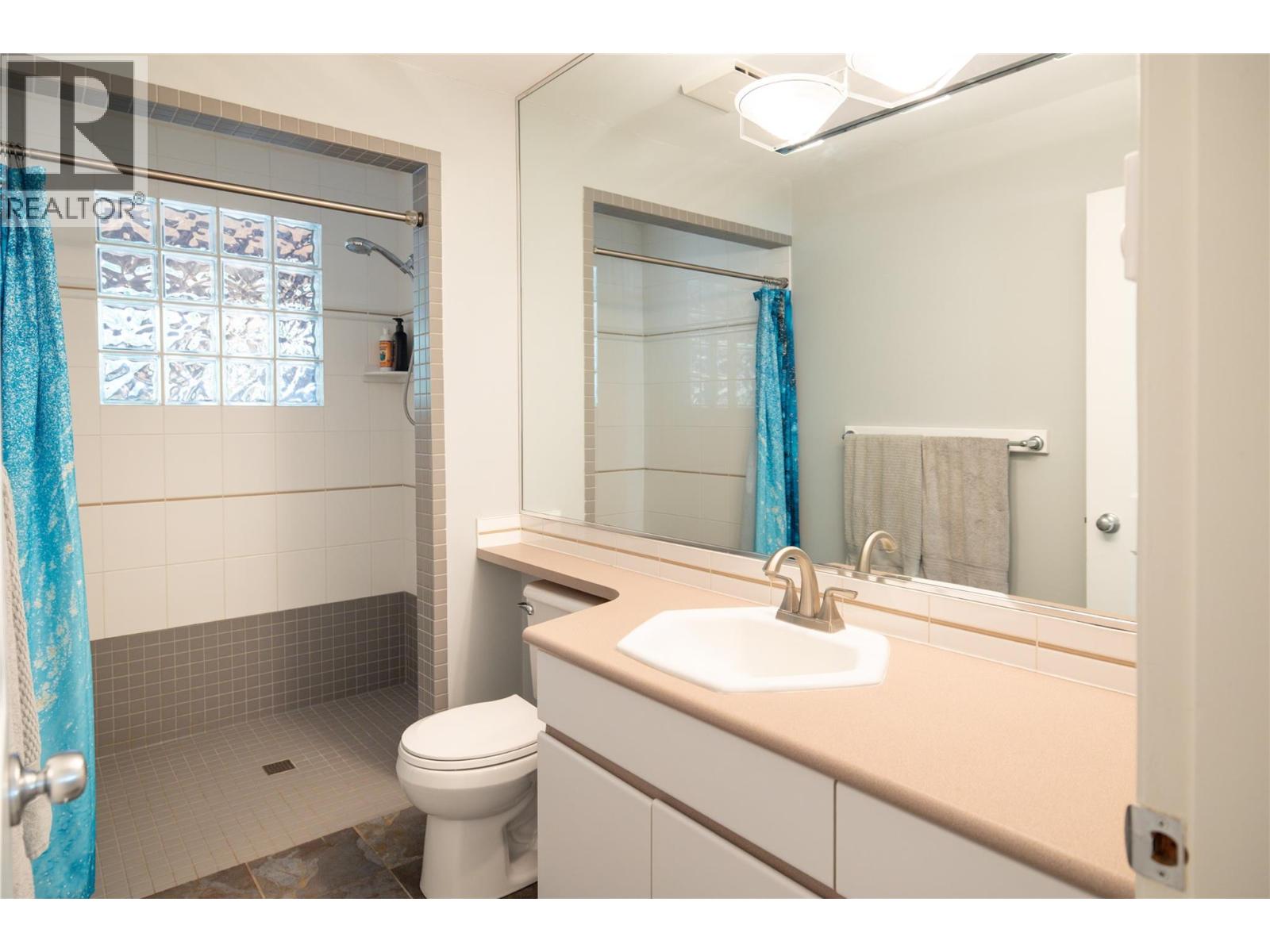 2475 Dunsmuir Road, Kelowna, British Columbia  V1W 2V2 - Photo 17 - 10401347