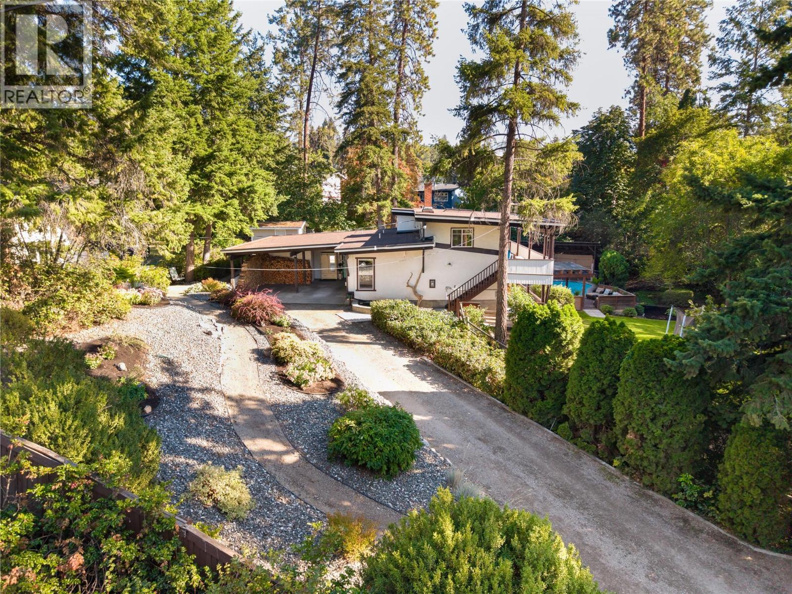 2475 Dunsmuir Road, Kelowna, British Columbia  V1W 2V2 - Photo 2 - 10401347