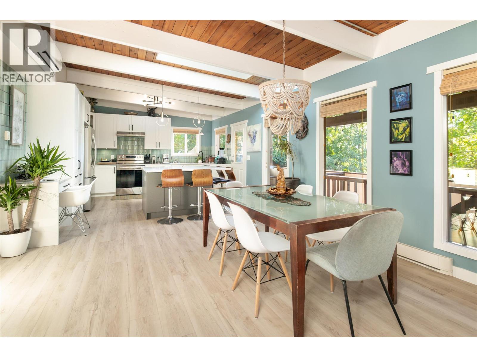 2475 Dunsmuir Road, Kelowna, British Columbia  V1W 2V2 - Photo 3 - 10401347