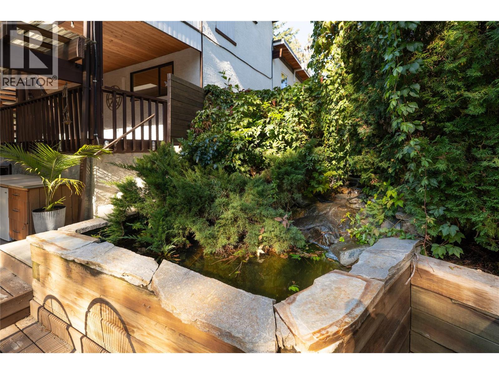 2475 Dunsmuir Road, Kelowna, British Columbia  V1W 2V2 - Photo 40 - 10401347