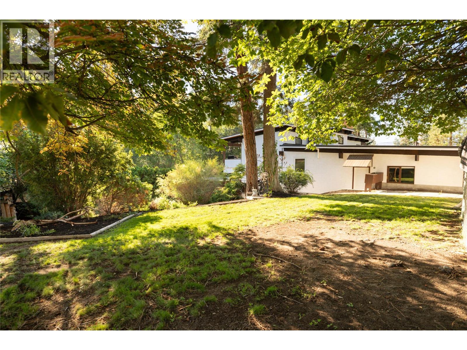 2475 Dunsmuir Road, Kelowna, British Columbia  V1W 2V2 - Photo 51 - 10401347