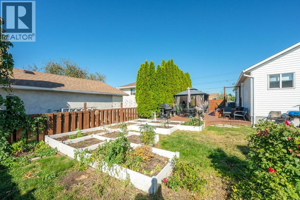 584 Edna Avenue, Penticton, British Columbia  V2A 2M2 - Photo 56 - 10401451