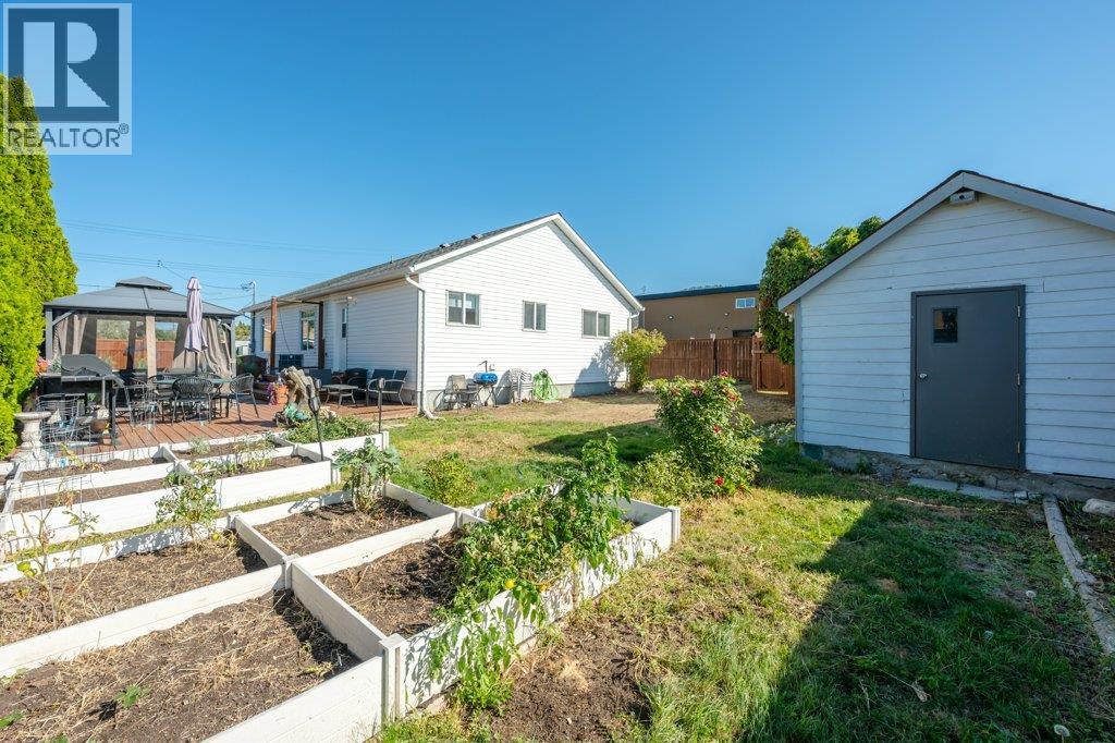 584 Edna Avenue, Penticton, British Columbia  V2A 2M2 - Photo 57 - 10401451
