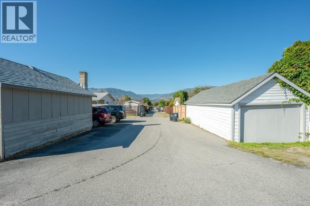 584 Edna Avenue, Penticton, British Columbia  V2A 2M2 - Photo 65 - 10401451