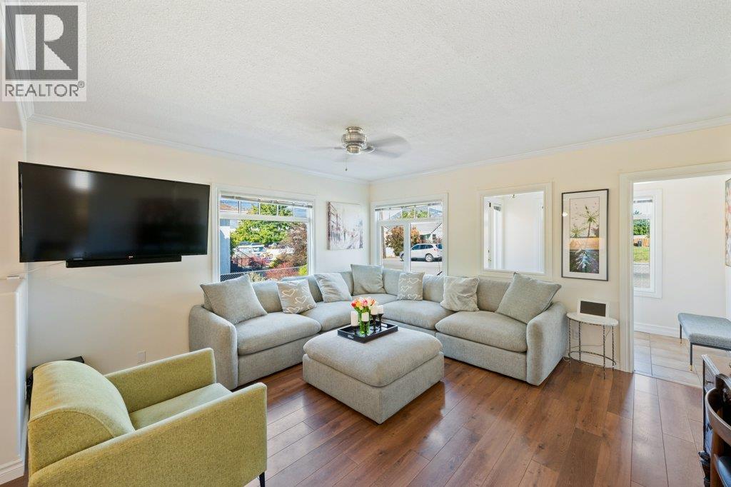 584 Edna Avenue, Penticton, British Columbia  V2A 2M2 - Photo 9 - 10401451