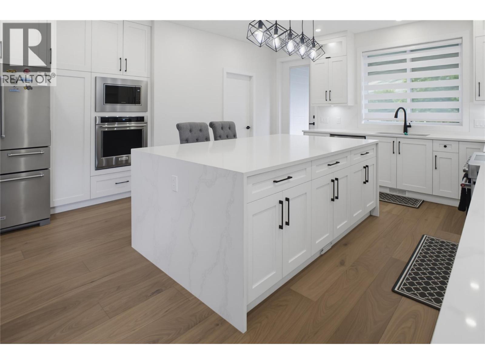 2967 Gilbert Road, Kamloops, British Columbia  V2B 7A9 - Photo 6 - 10401489