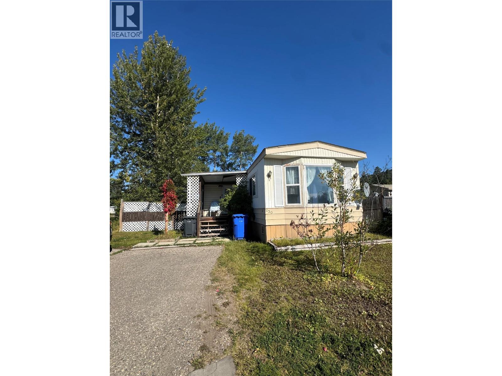230 Rockport Place, Tumbler Ridge, British Columbia  V0C 2W0 - Photo 1 - 10401274