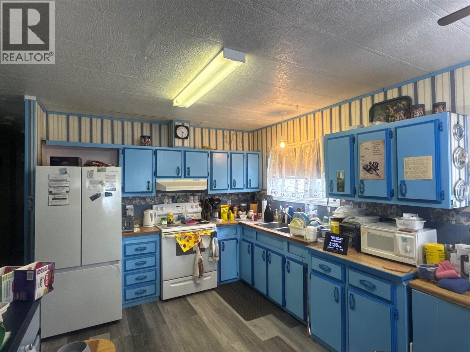 230 Rockport Place, Tumbler Ridge, British Columbia  V0C 2W0 - Photo 4 - 10401274