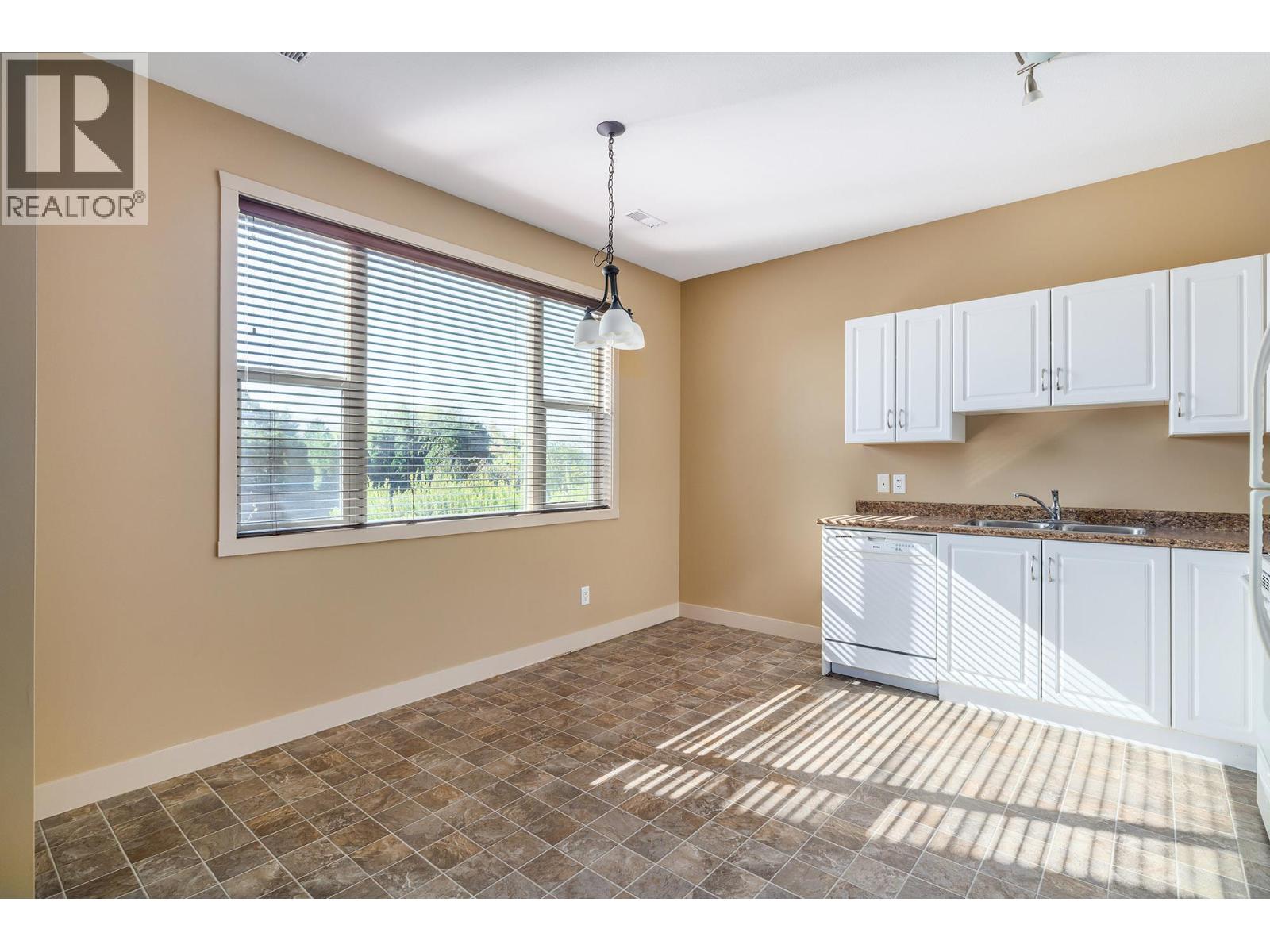 1377 Glenview Avenue, Kelowna, British Columbia  V1Y 9R8 - Photo 29 - 10401142