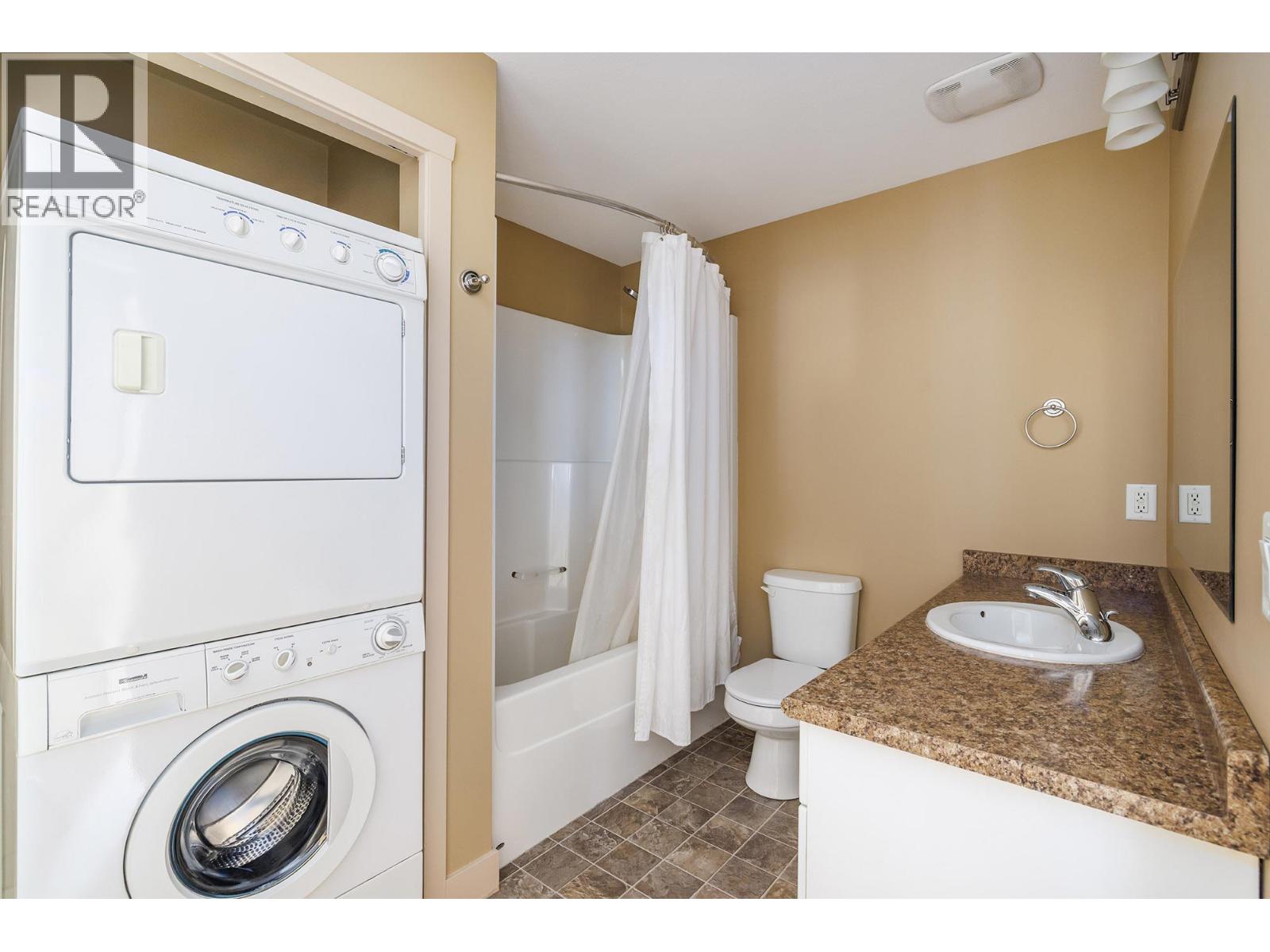 1377 Glenview Avenue, Kelowna, British Columbia  V1Y 9R8 - Photo 33 - 10401142
