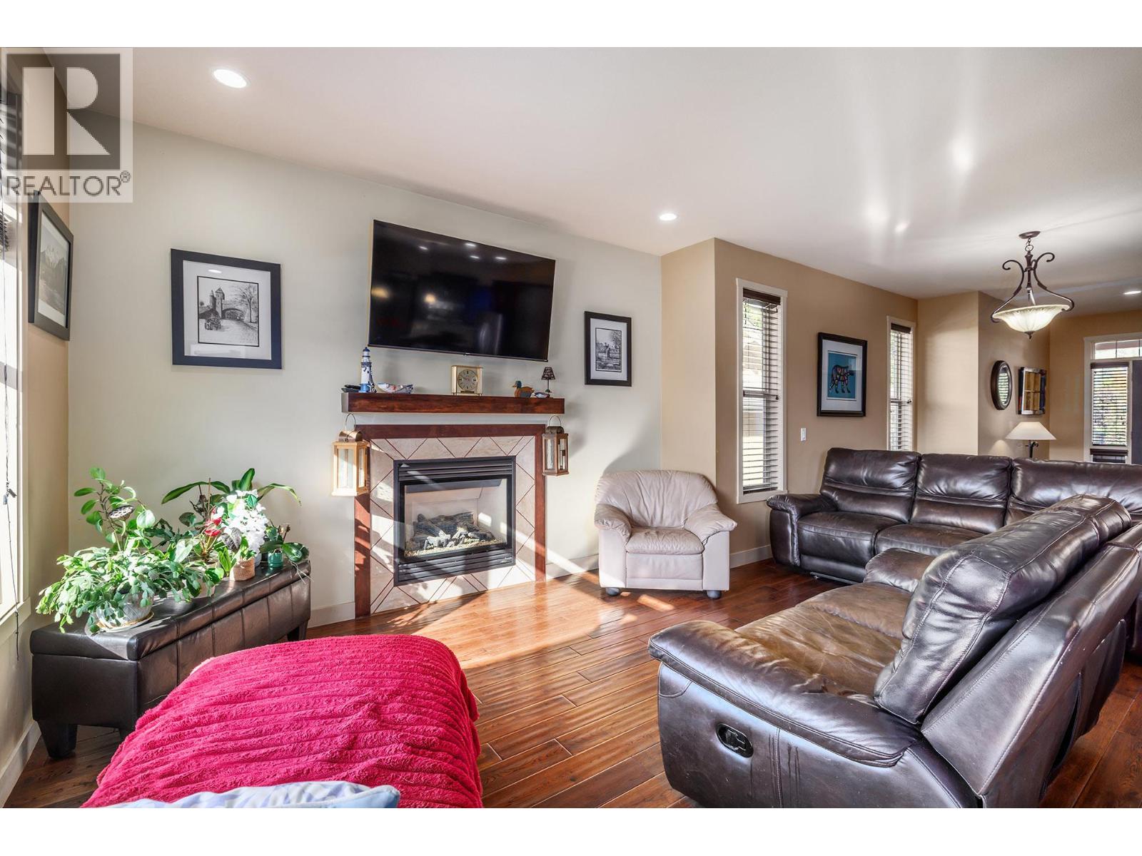 1377 Glenview Avenue, Kelowna, British Columbia  V1Y 9R8 - Photo 4 - 10401142