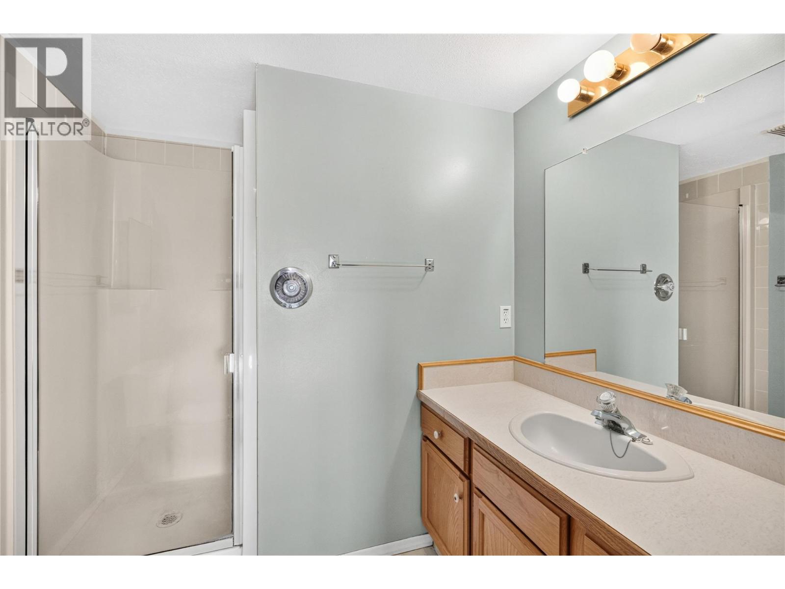 133 Winnipeg Street Unit# 204, Penticton, British Columbia  V2A 6L2 - Photo 14 - 10401553