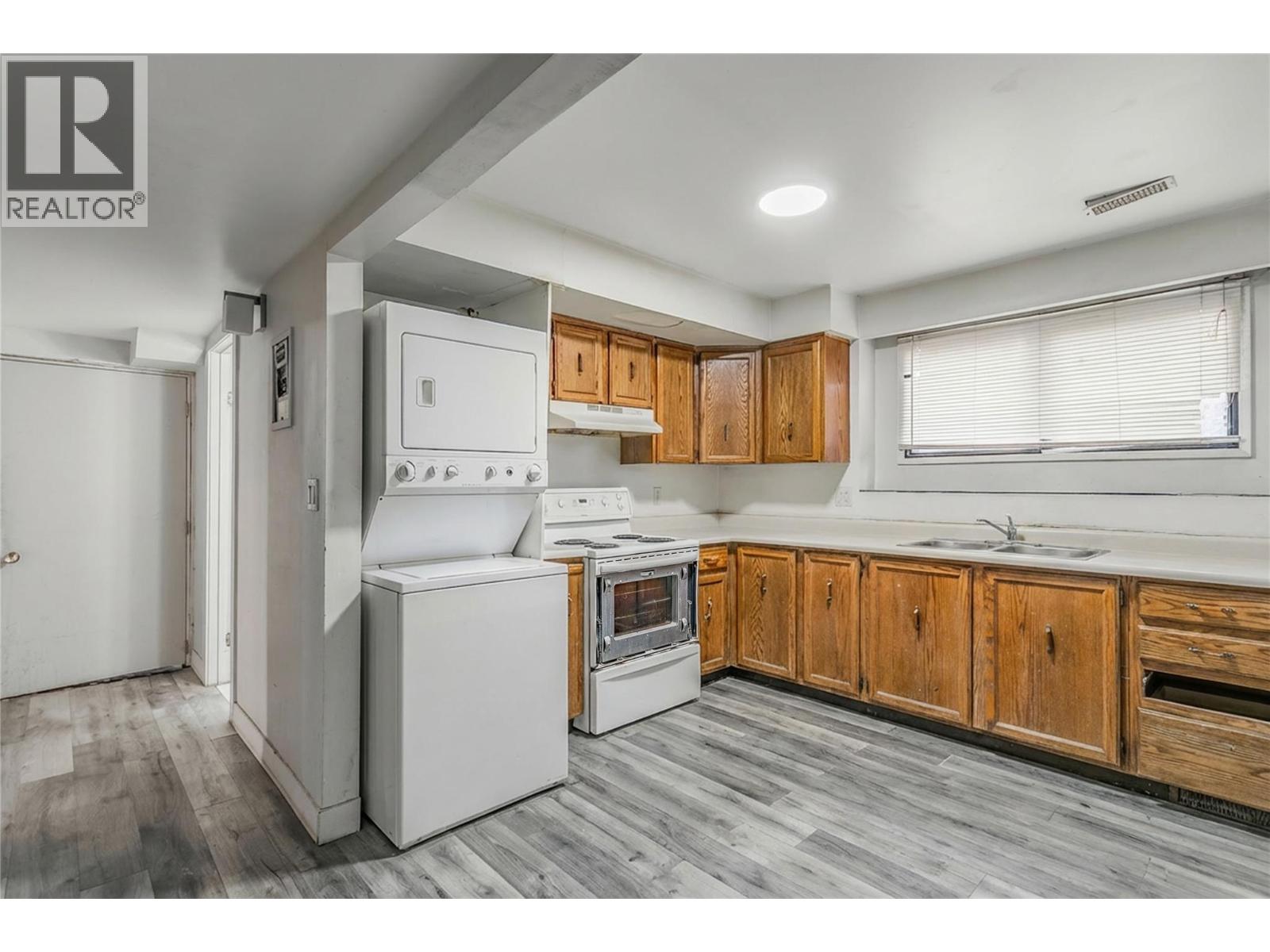 758 Josselyn Court, Kelowna, British Columbia  V1X 6A4 - Photo 21 - 10401542