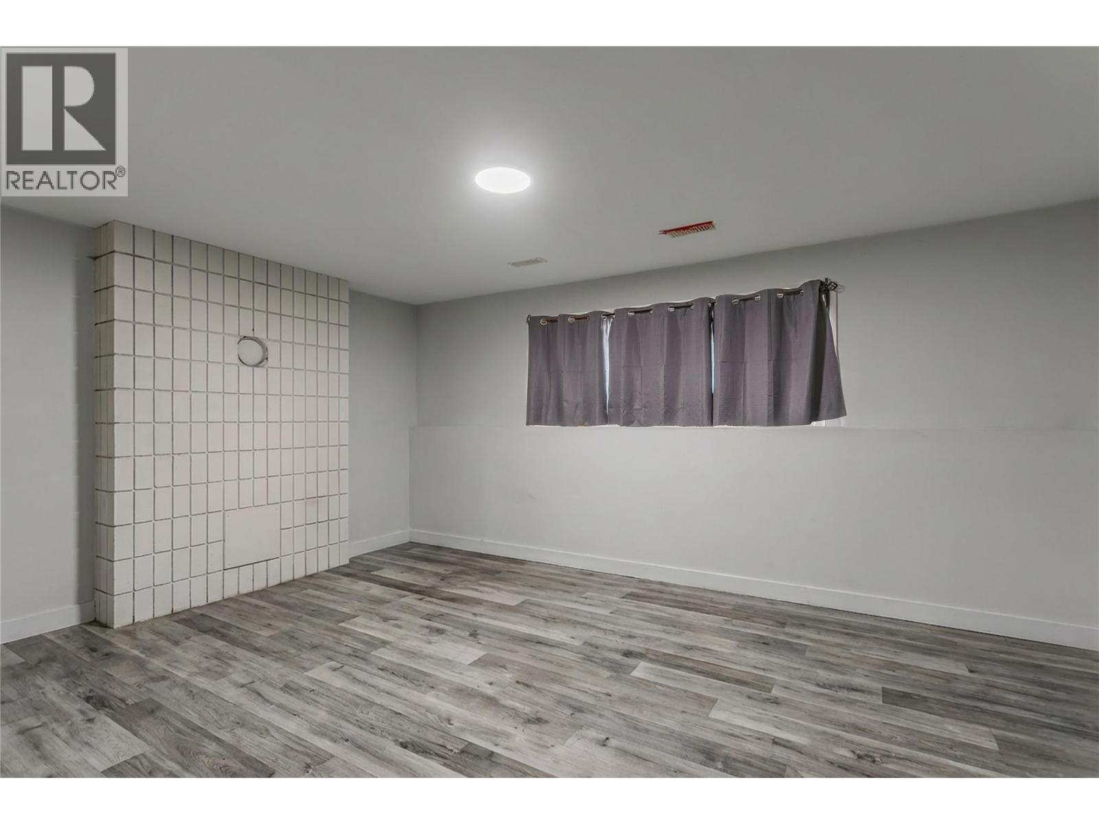 758 Josselyn Court, Kelowna, British Columbia  V1X 6A4 - Photo 23 - 10401542
