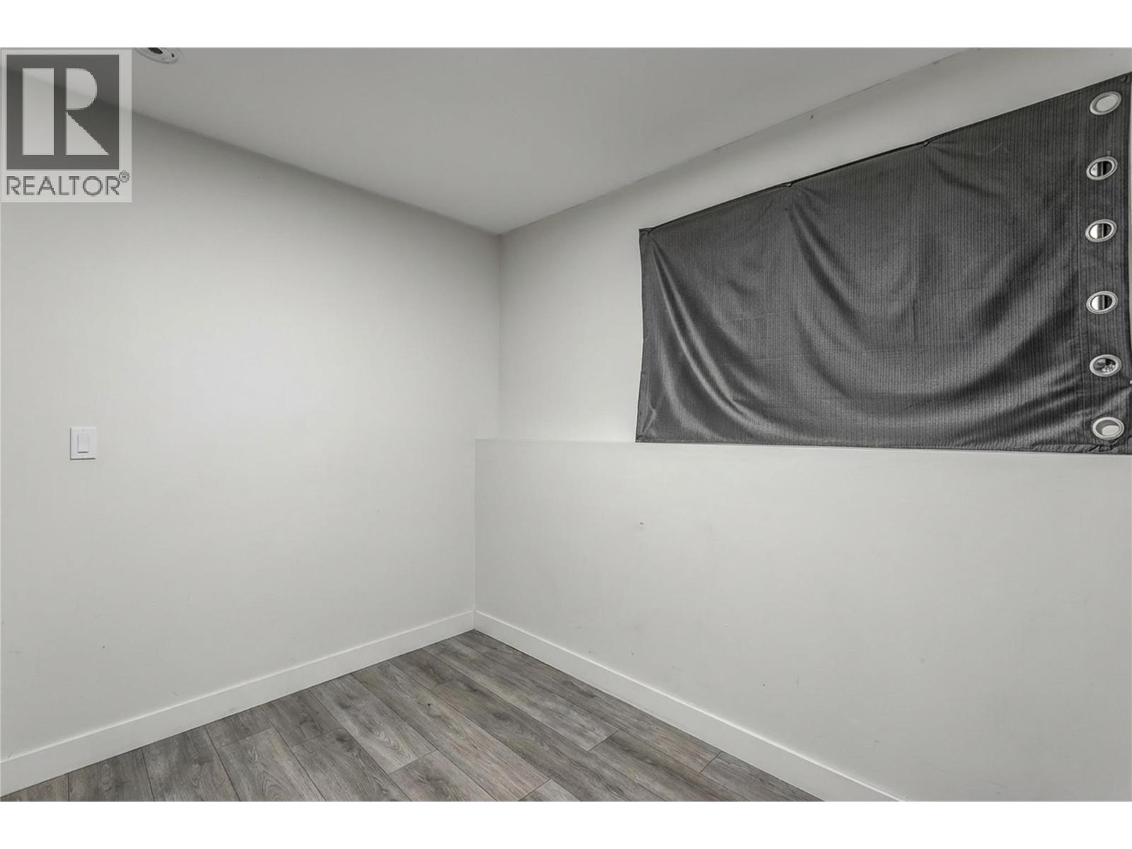 758 Josselyn Court, Kelowna, British Columbia  V1X 6A4 - Photo 25 - 10401542