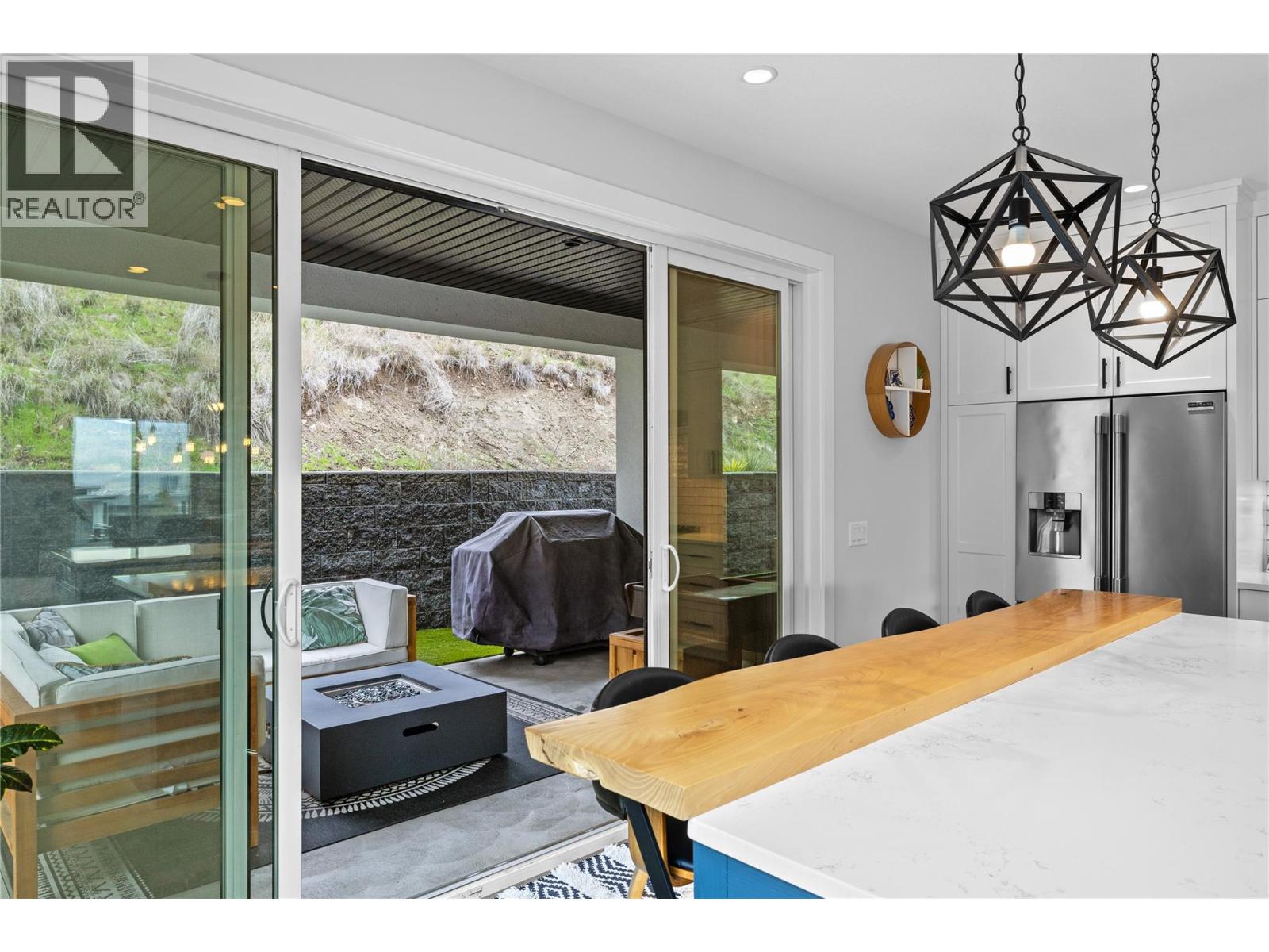 876 Boynton Place, Kelowna, British Columbia  V1V 2Y1 - Photo 13 - 10401474