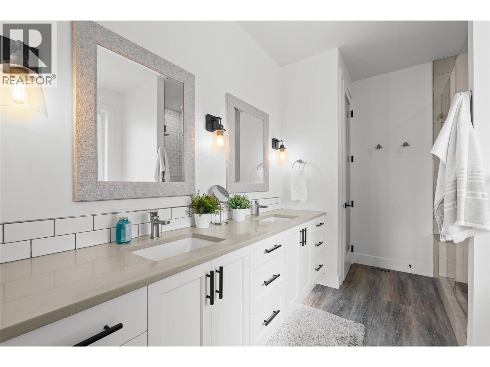 876 Boynton Place, Kelowna, British Columbia  V1V 2Y1 - Photo 28 - 10401474