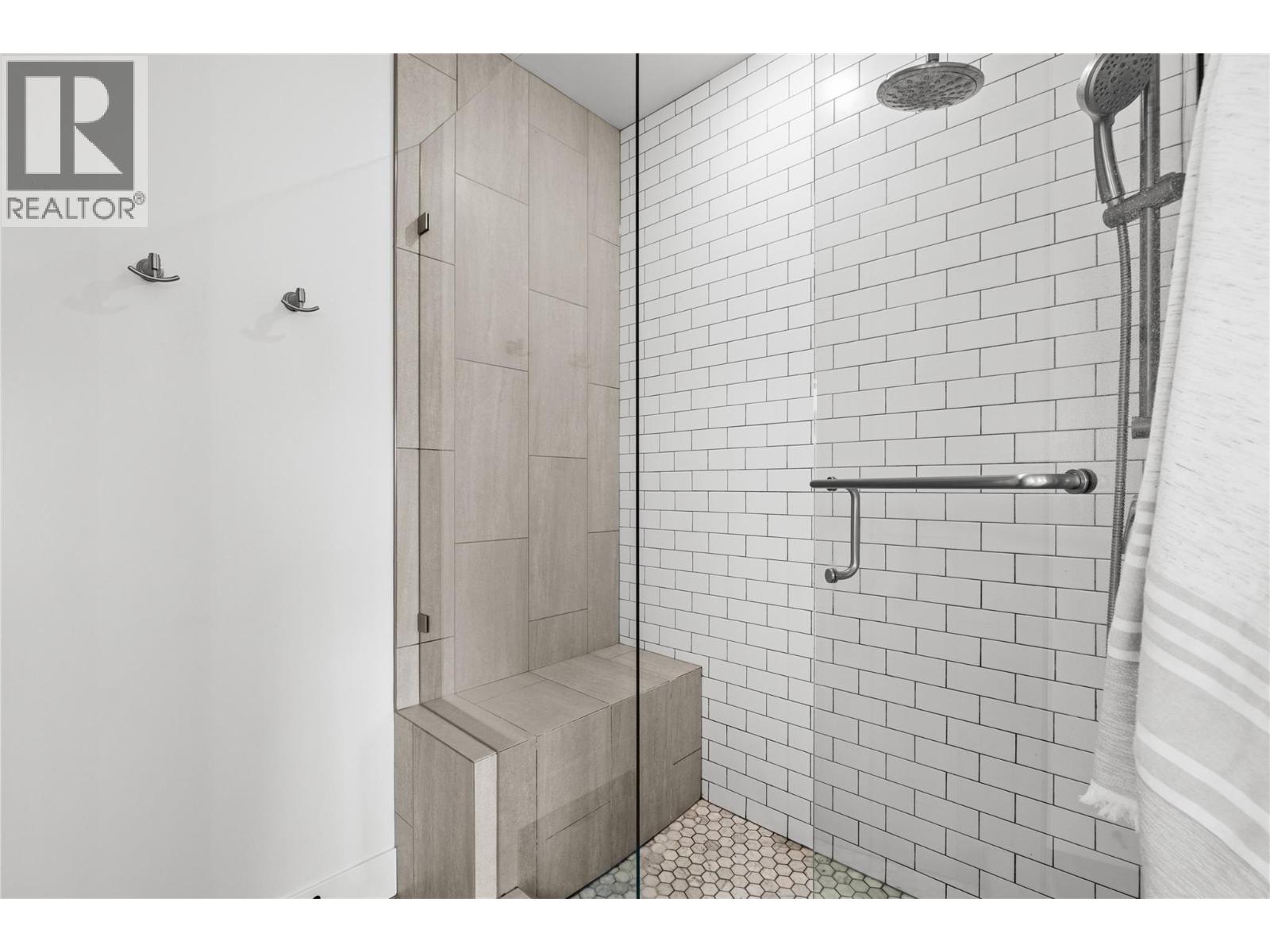 876 Boynton Place, Kelowna, British Columbia  V1V 2Y1 - Photo 29 - 10401474