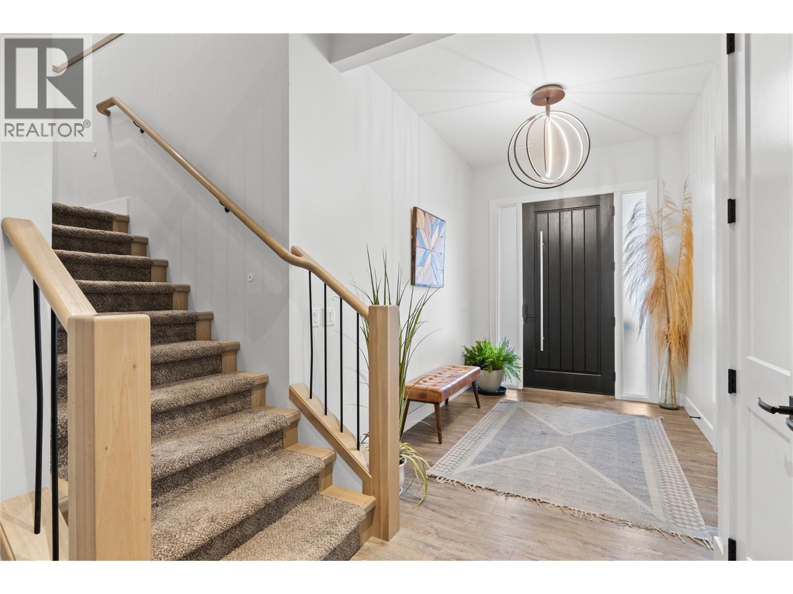 876 Boynton Place, Kelowna, British Columbia  V1V 2Y1 - Photo 35 - 10401474