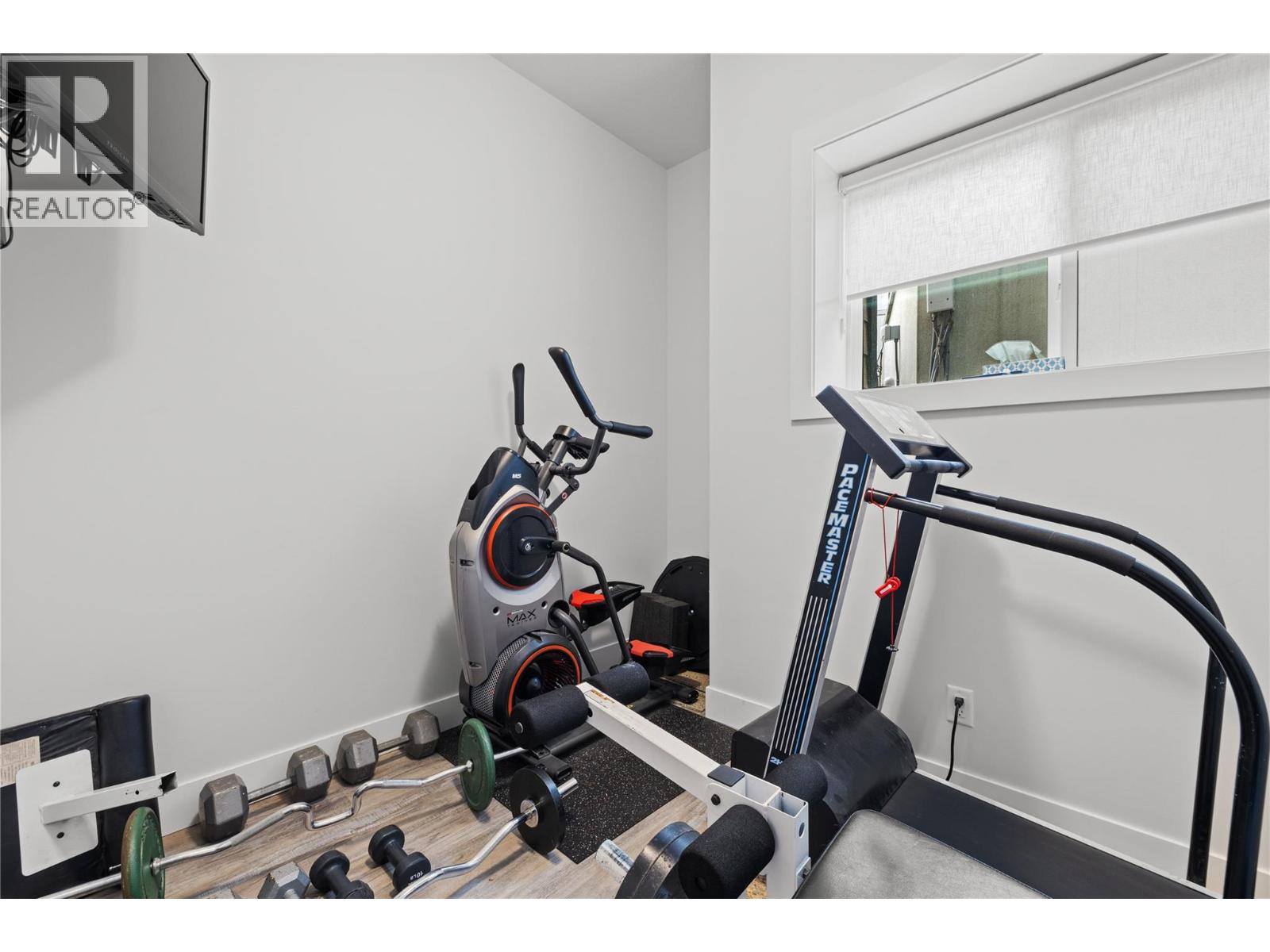 876 Boynton Place, Kelowna, British Columbia  V1V 2Y1 - Photo 37 - 10401474