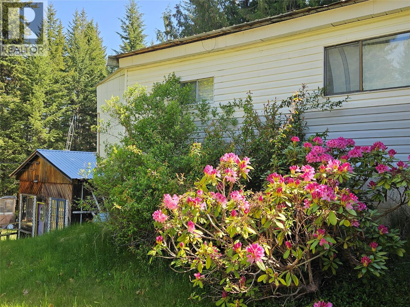 115 Lower Fauquier Road Lot# 1, Fauquier, British Columbia  V0G 1K0 - Photo 1 - 10401578