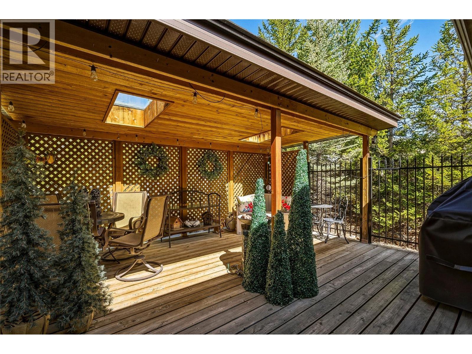 2463 Irvine Avenue, Merritt, British Columbia  V1K 4H4 - Photo 42 - 10401546
