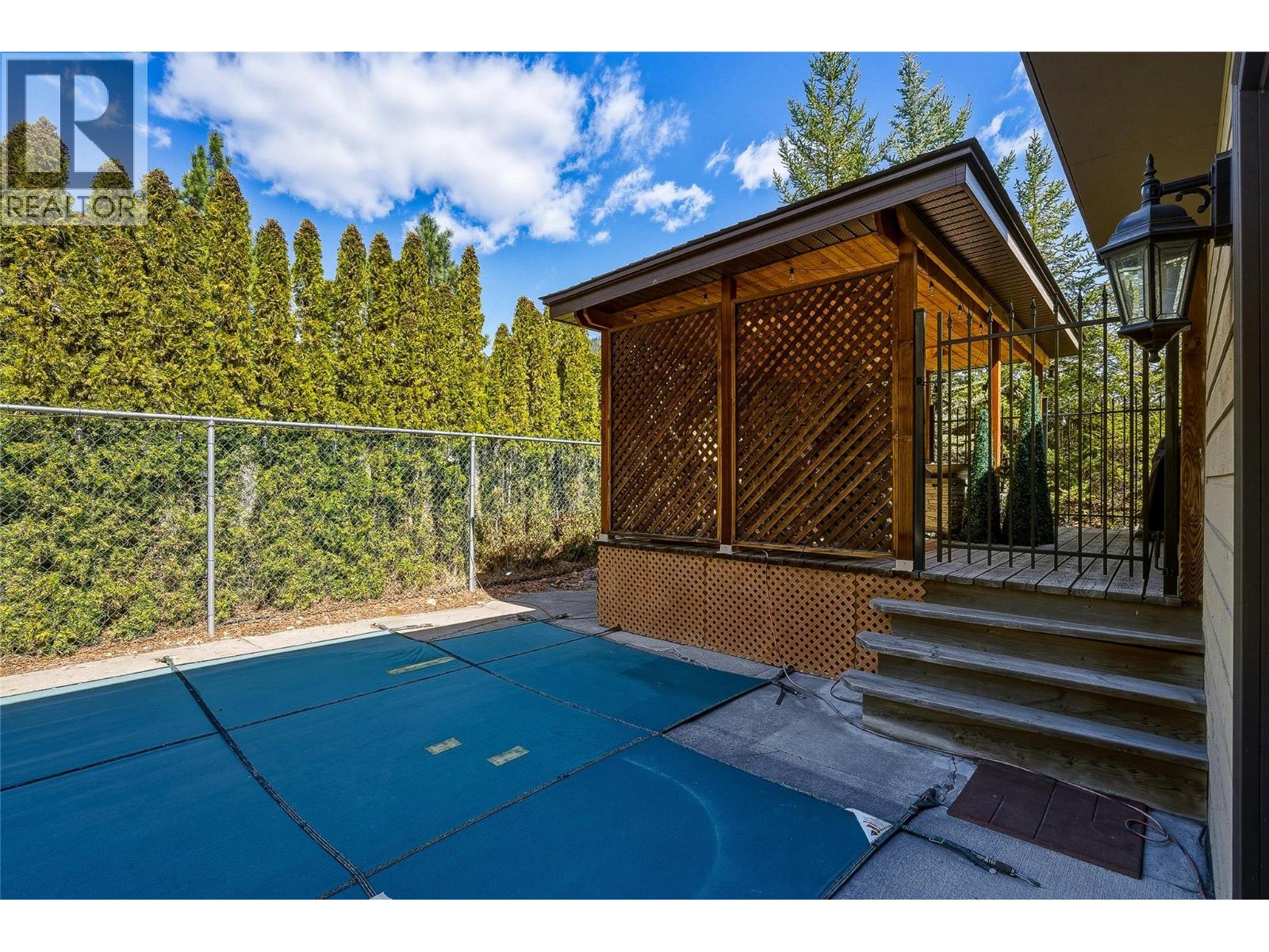 2463 Irvine Avenue, Merritt, British Columbia  V1K 4H4 - Photo 46 - 10401546
